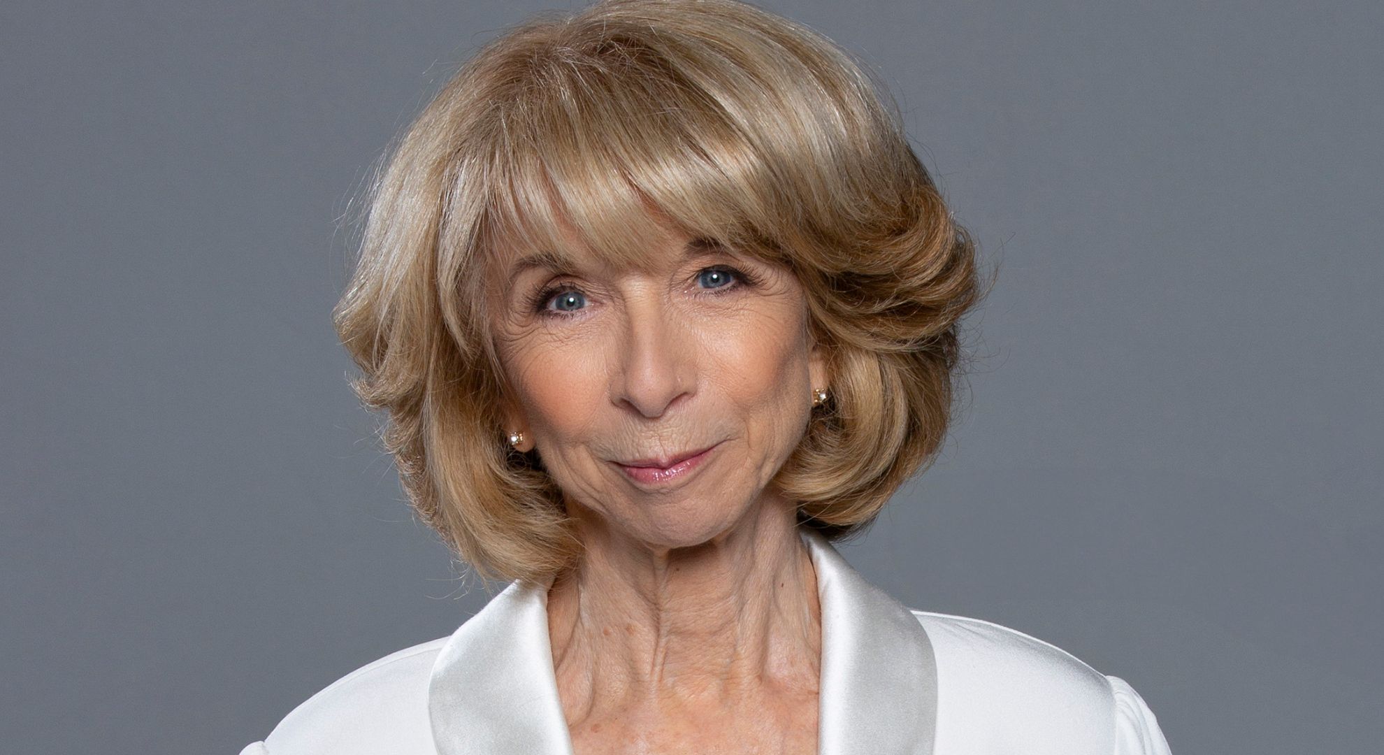 Coronation Street's Gail is wedding promo