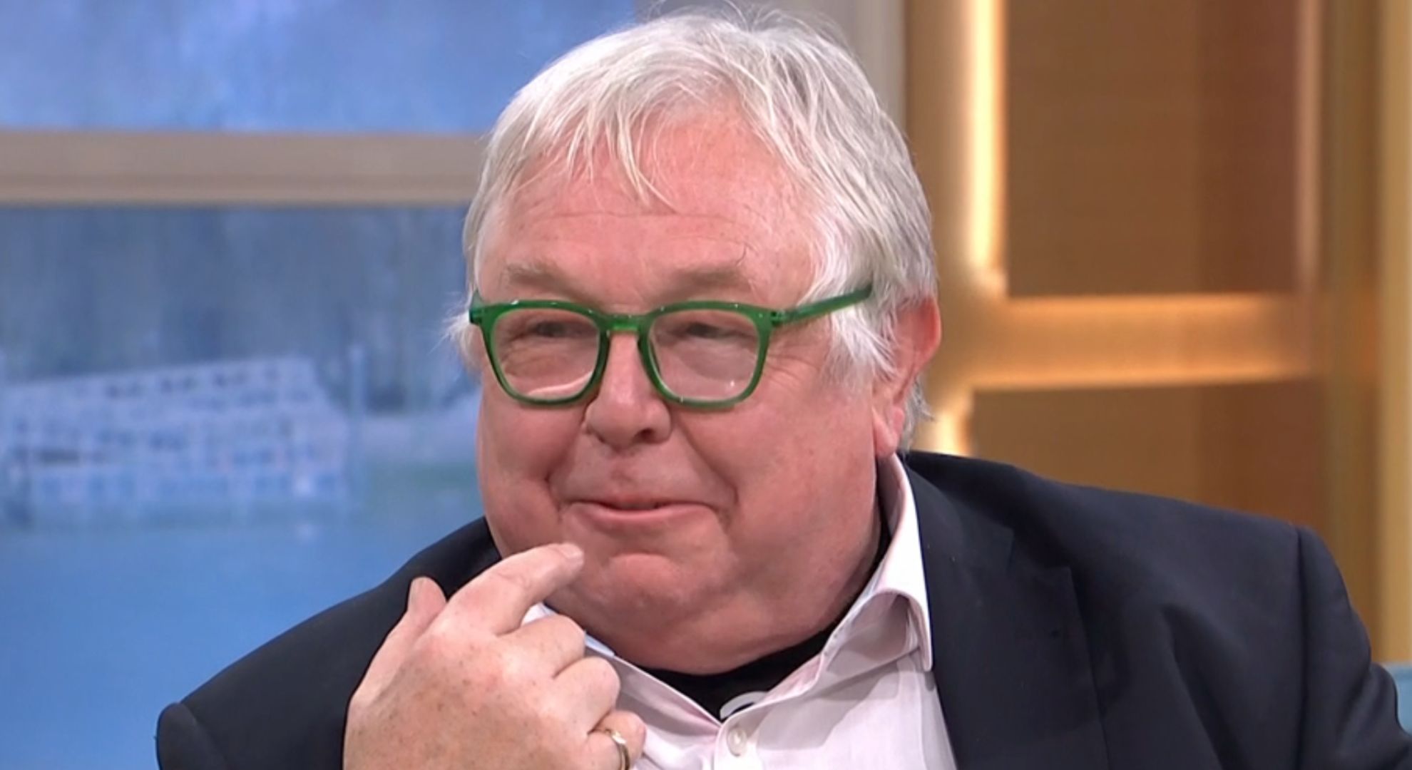 Nick Ferrari on This Morning wearing glasses today