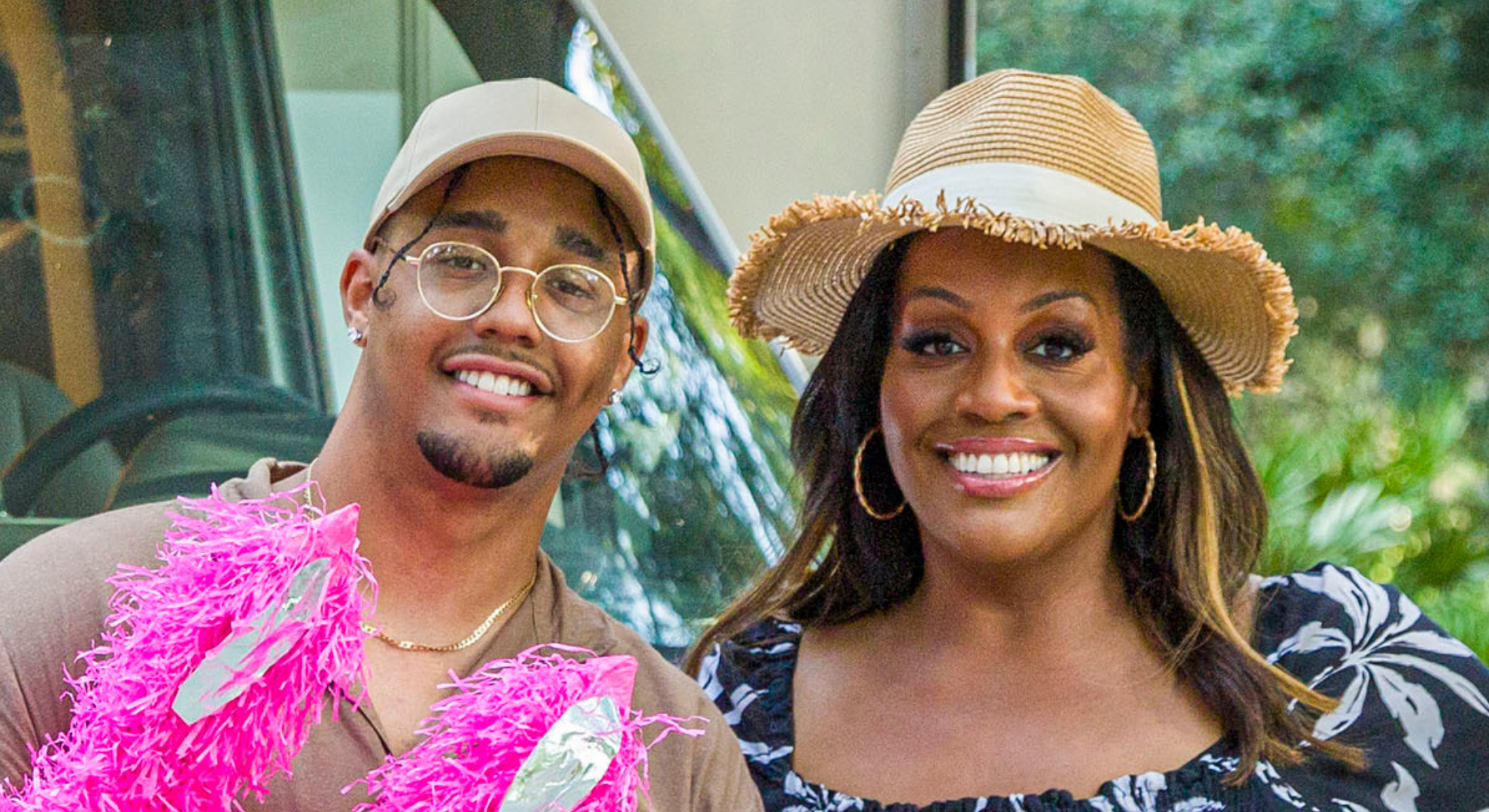 Aidan and Alison Hammond smiling on Florida Unpacked