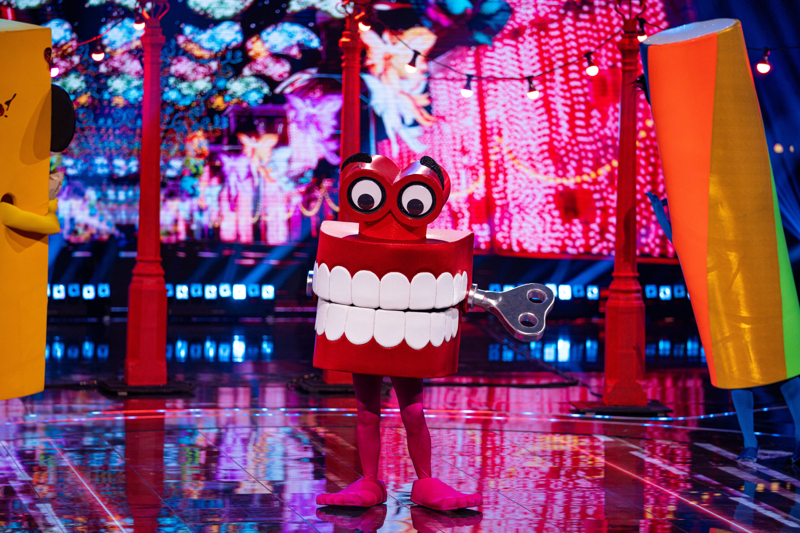 Teeth Masked Singer