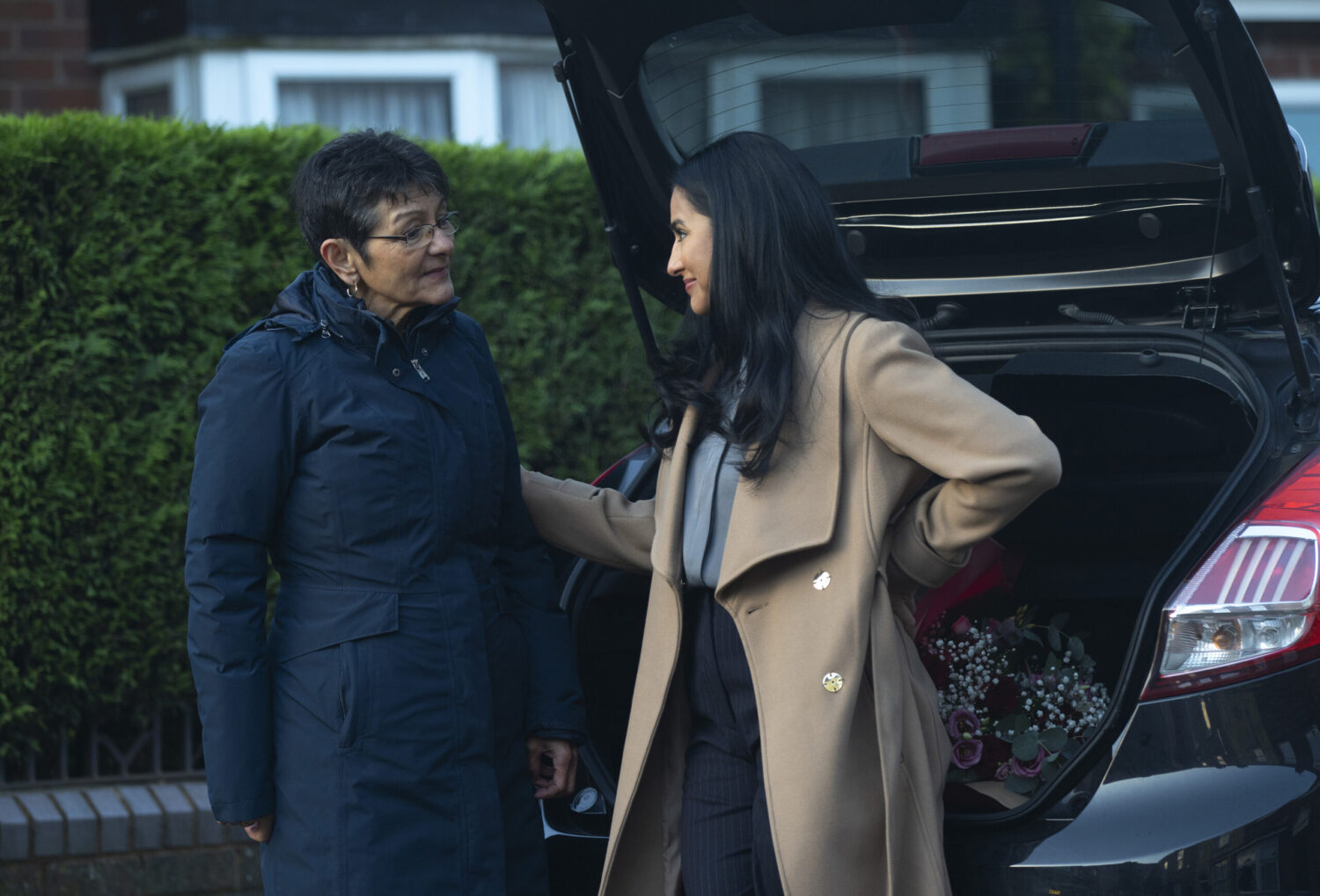 Alya speaking to Yasmeen 