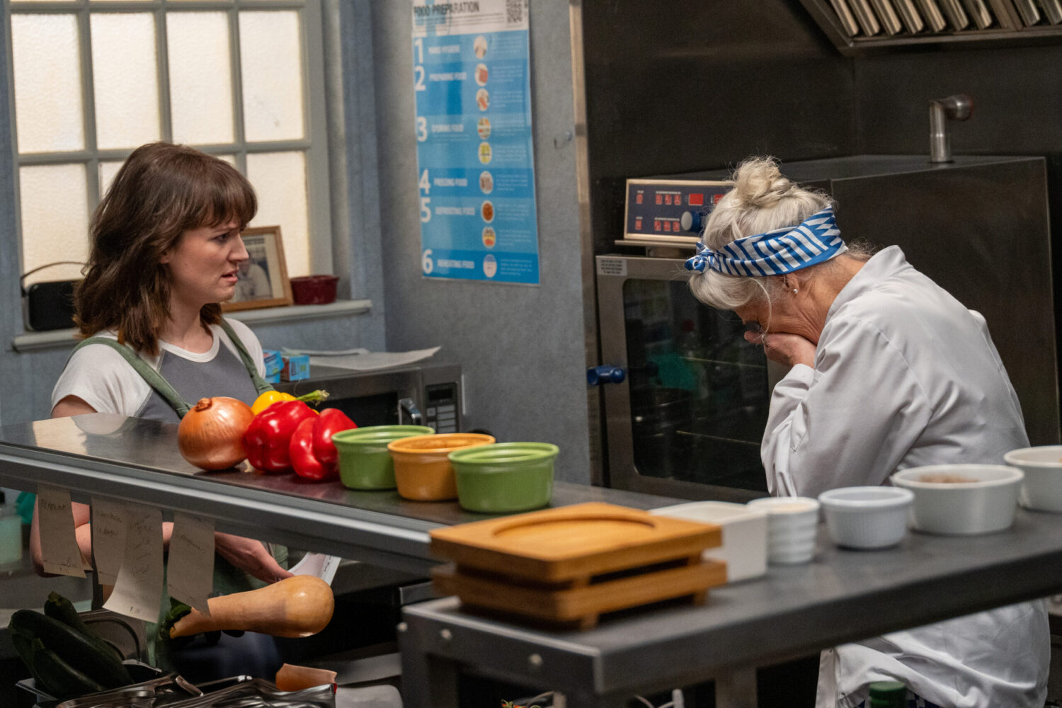 Mary sobbing with Gail in kitchen