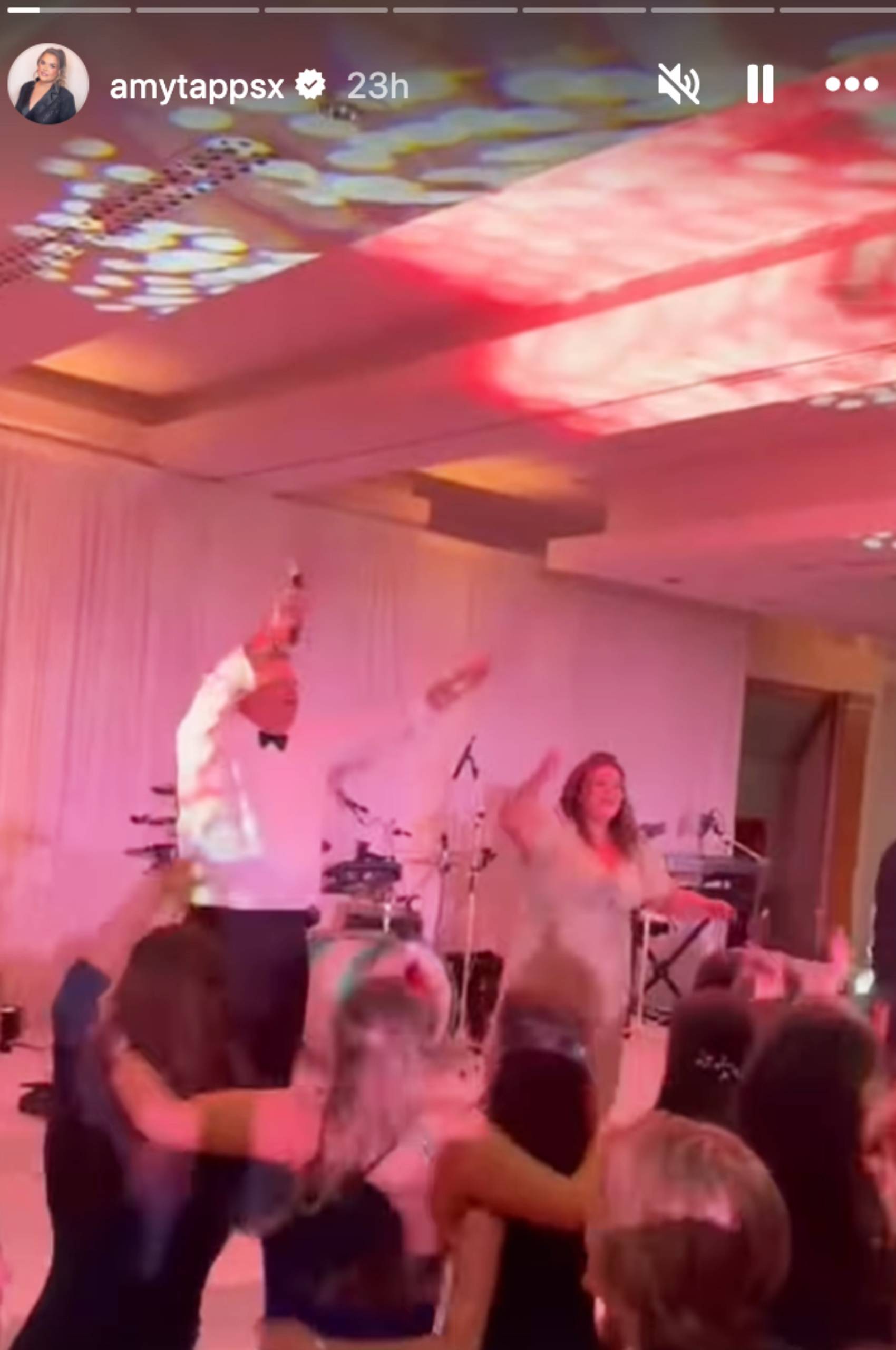 Jonathan and Amy Tapper dancing on stage