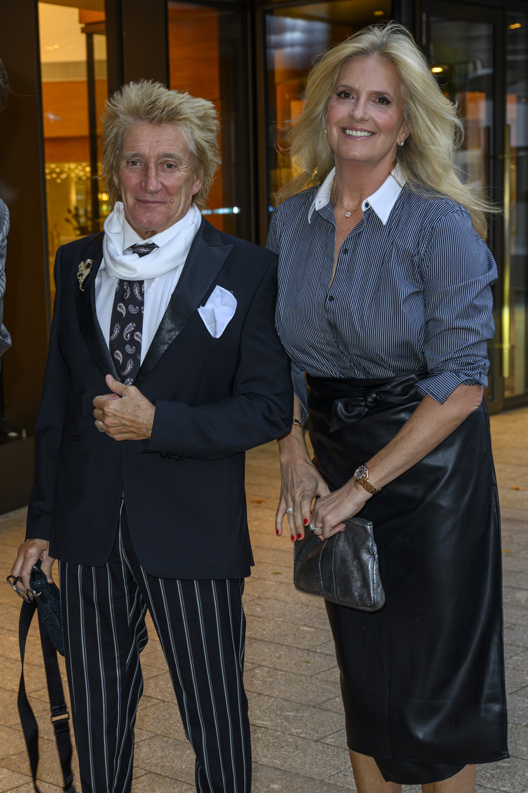 Rod Stewart and Penny Lancaster smiling
