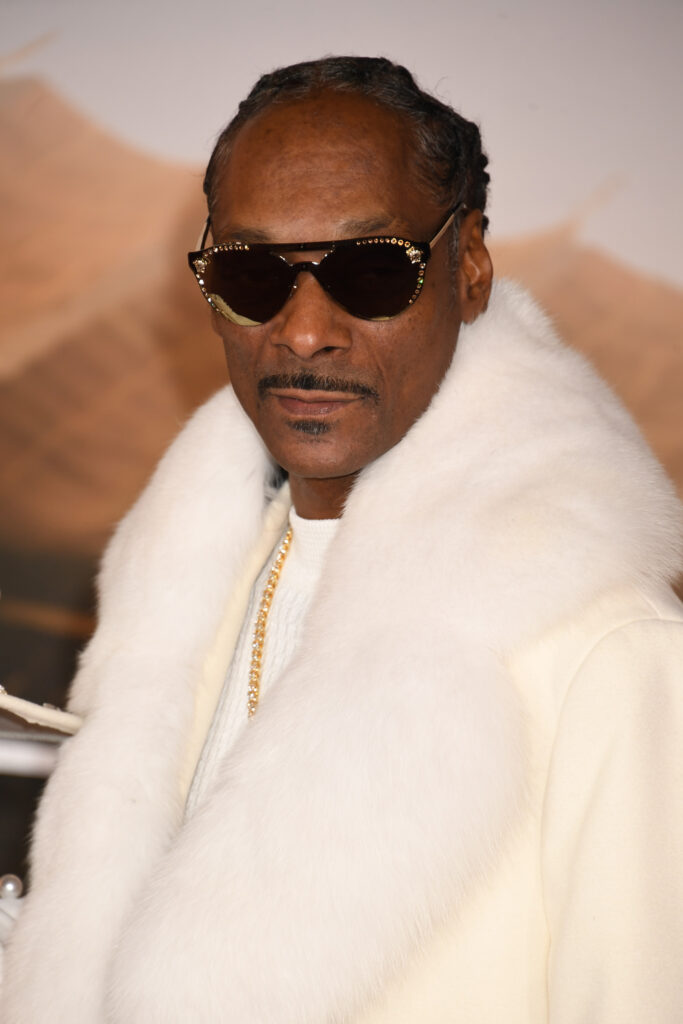 Snoop Dogg in sunglasses 