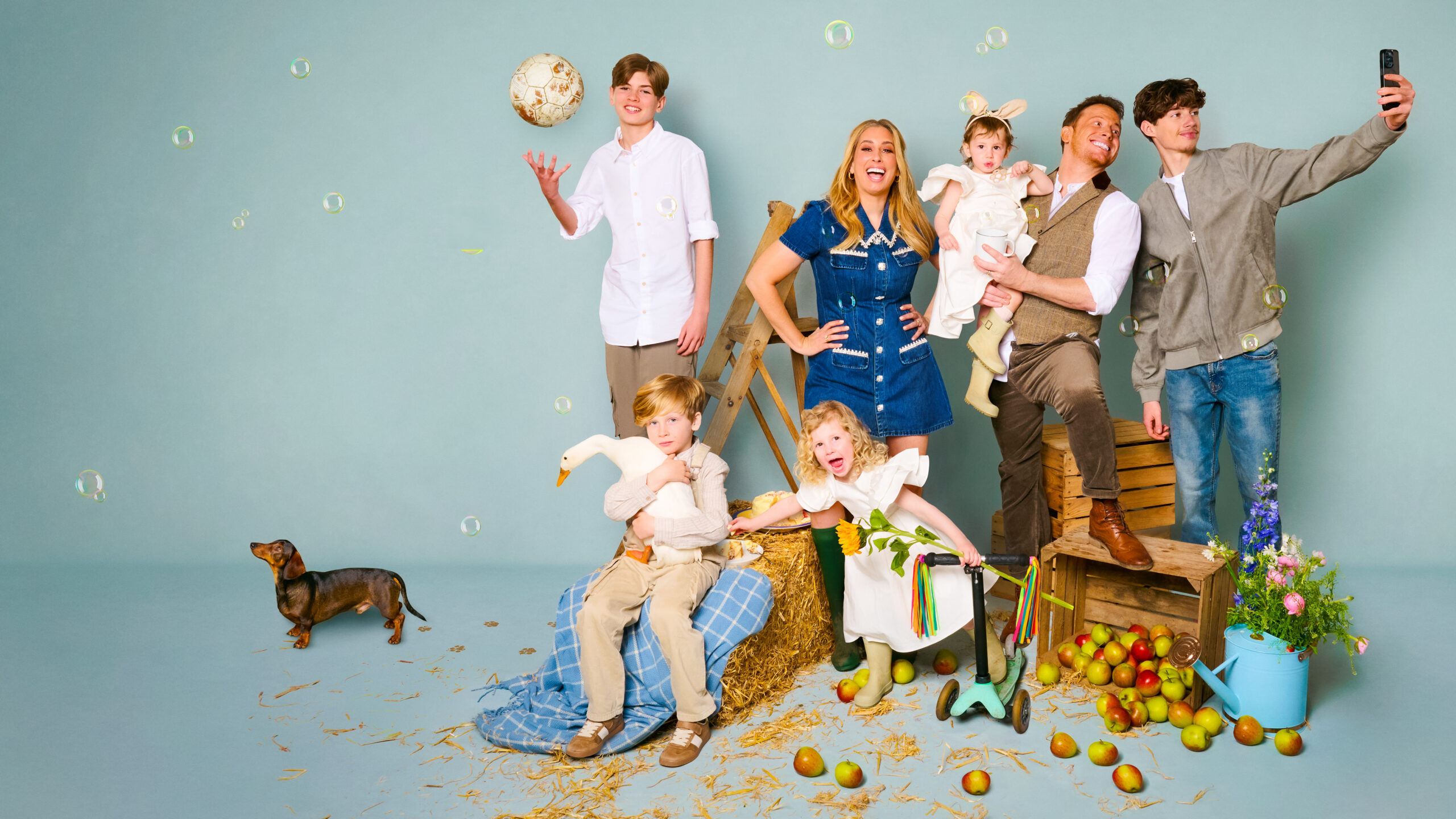 Stacey Solomon, Joe Swash and their children pose for a photo
