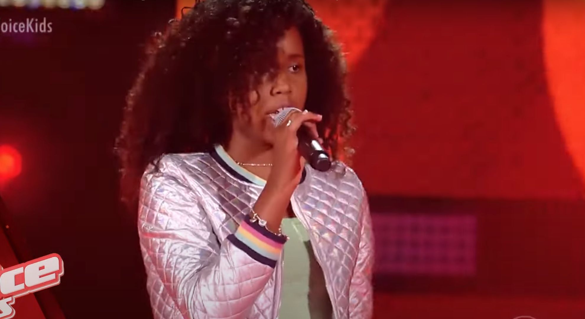 Karen Silva singing