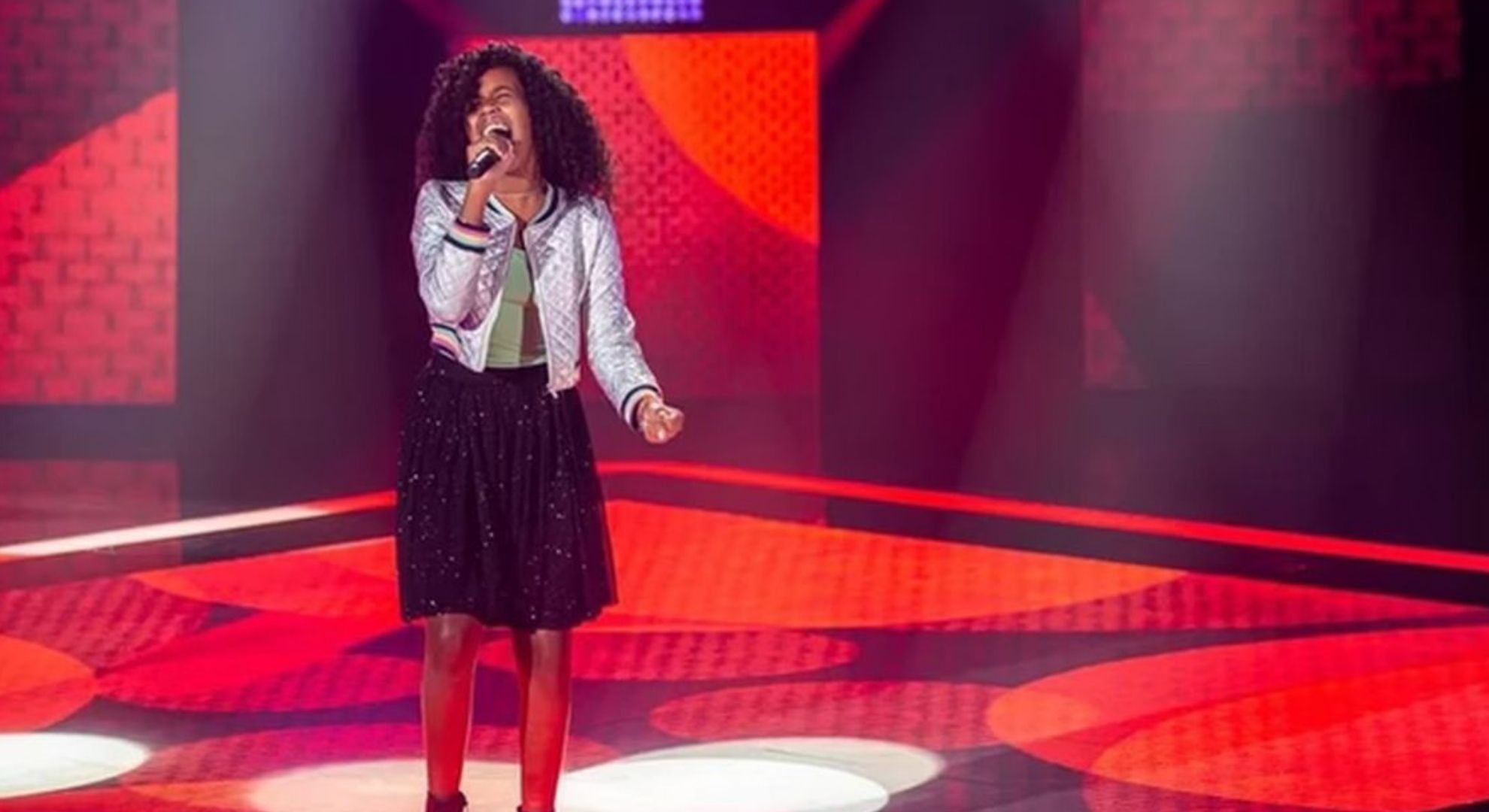 Karen Silva singing