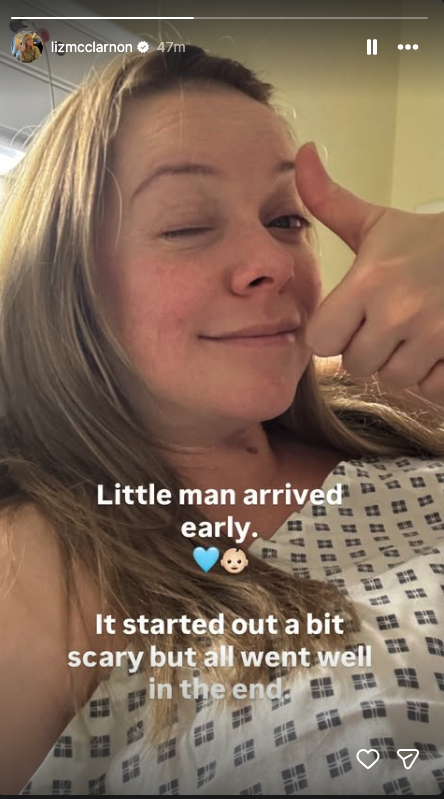Liz McClarnon giving a thumbs up