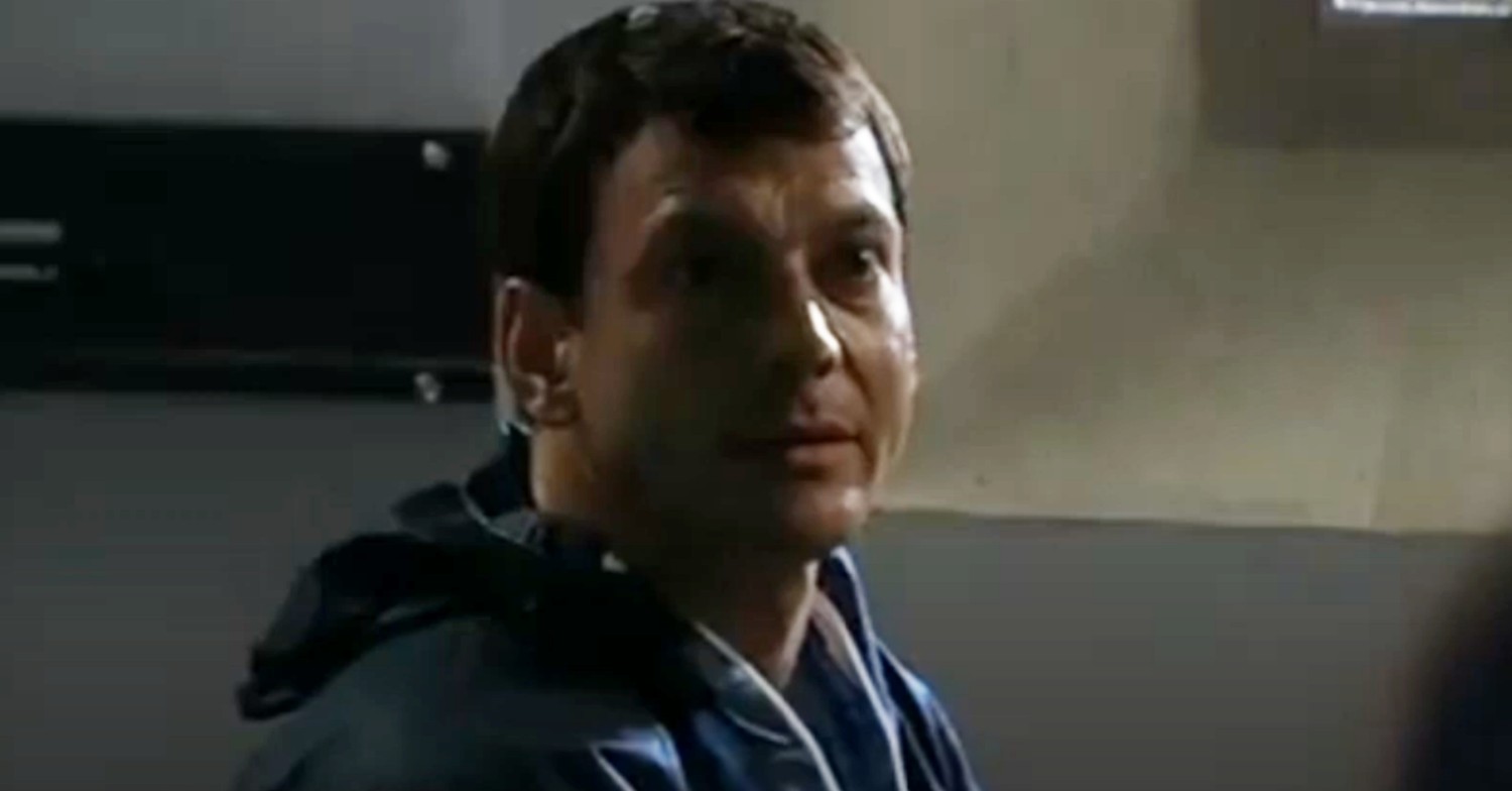 Tony looks demented on Coronation Street