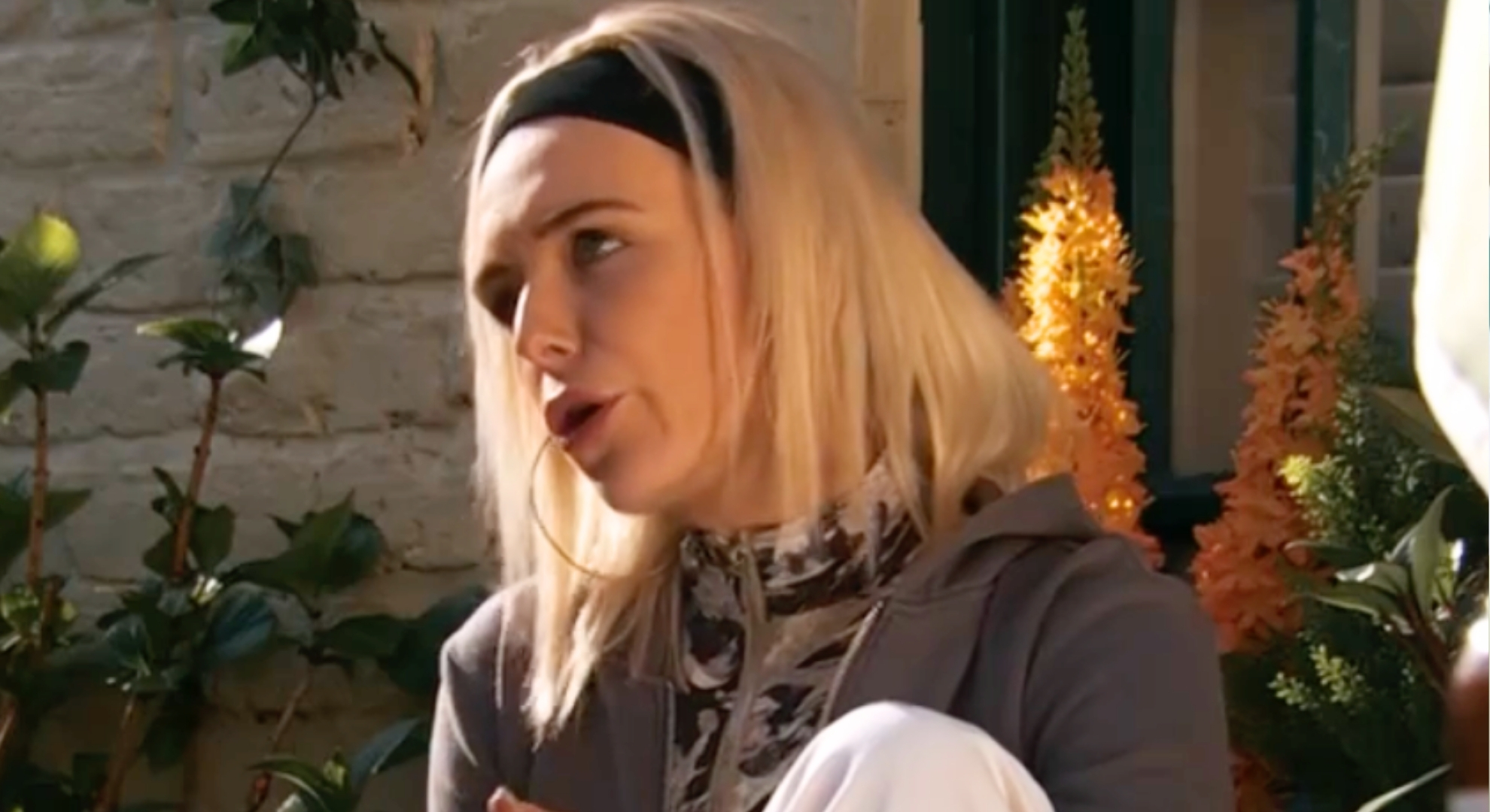 Coronation Street's Lauren serious