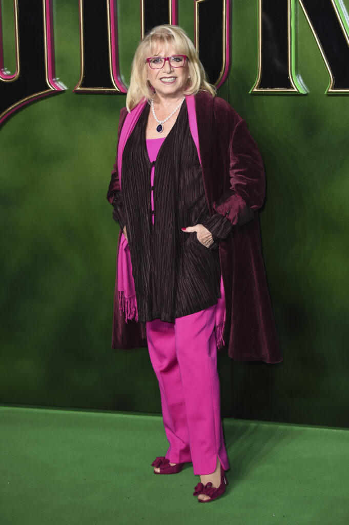 Elaine Paige at movie premiere