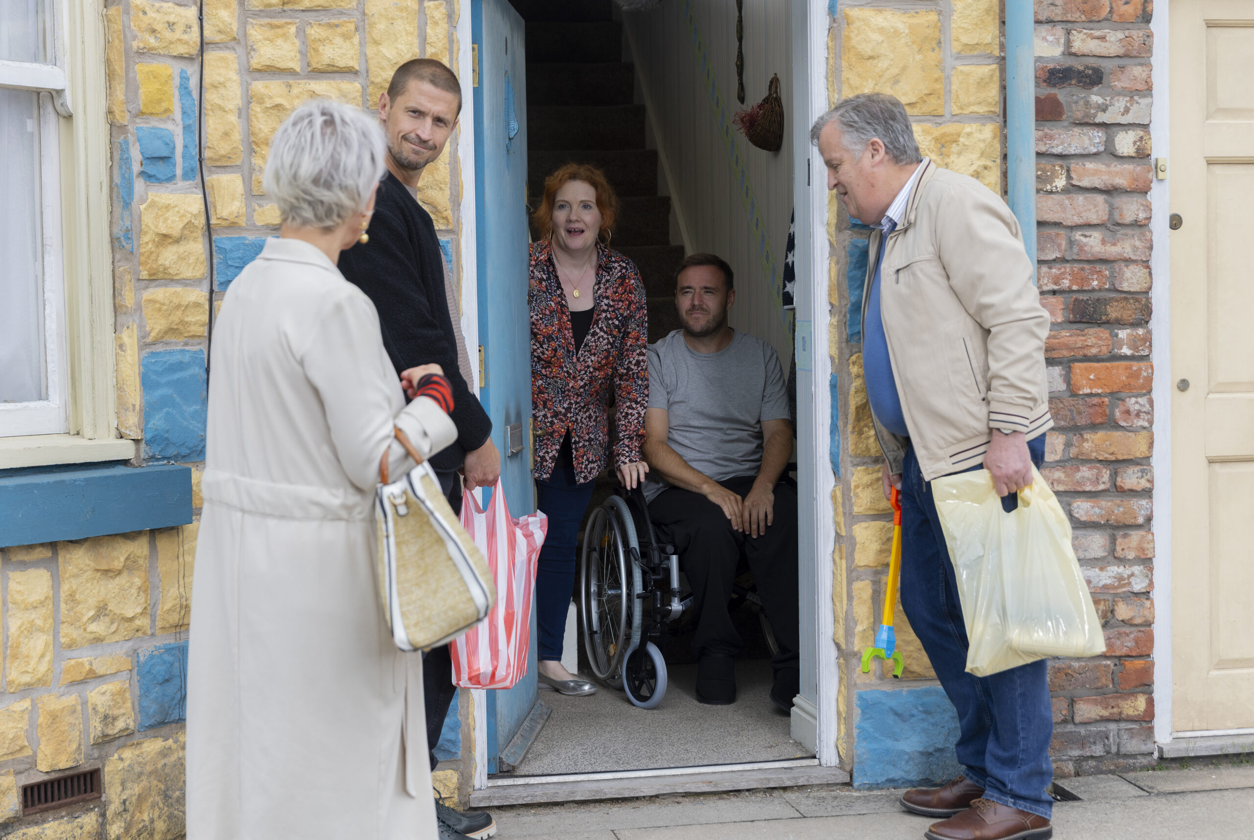 Tyrone, Debbie, Fiz, Carl and Brian talking