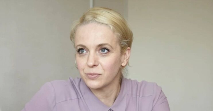 Close up of Amanda Abbington as Jo in Cuffs