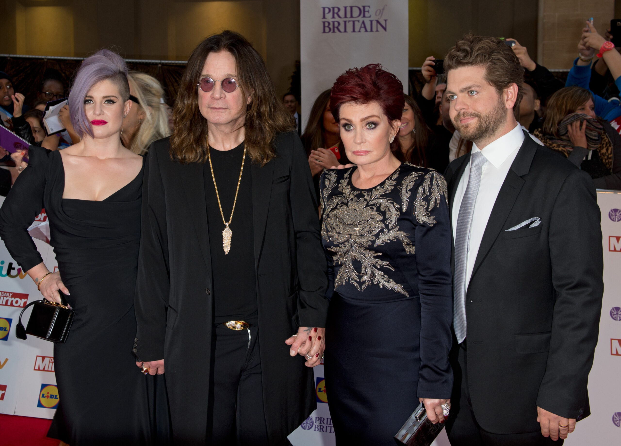 Kelly Osbourne, Ozzy, Sharon, Jack on the red carpet 
