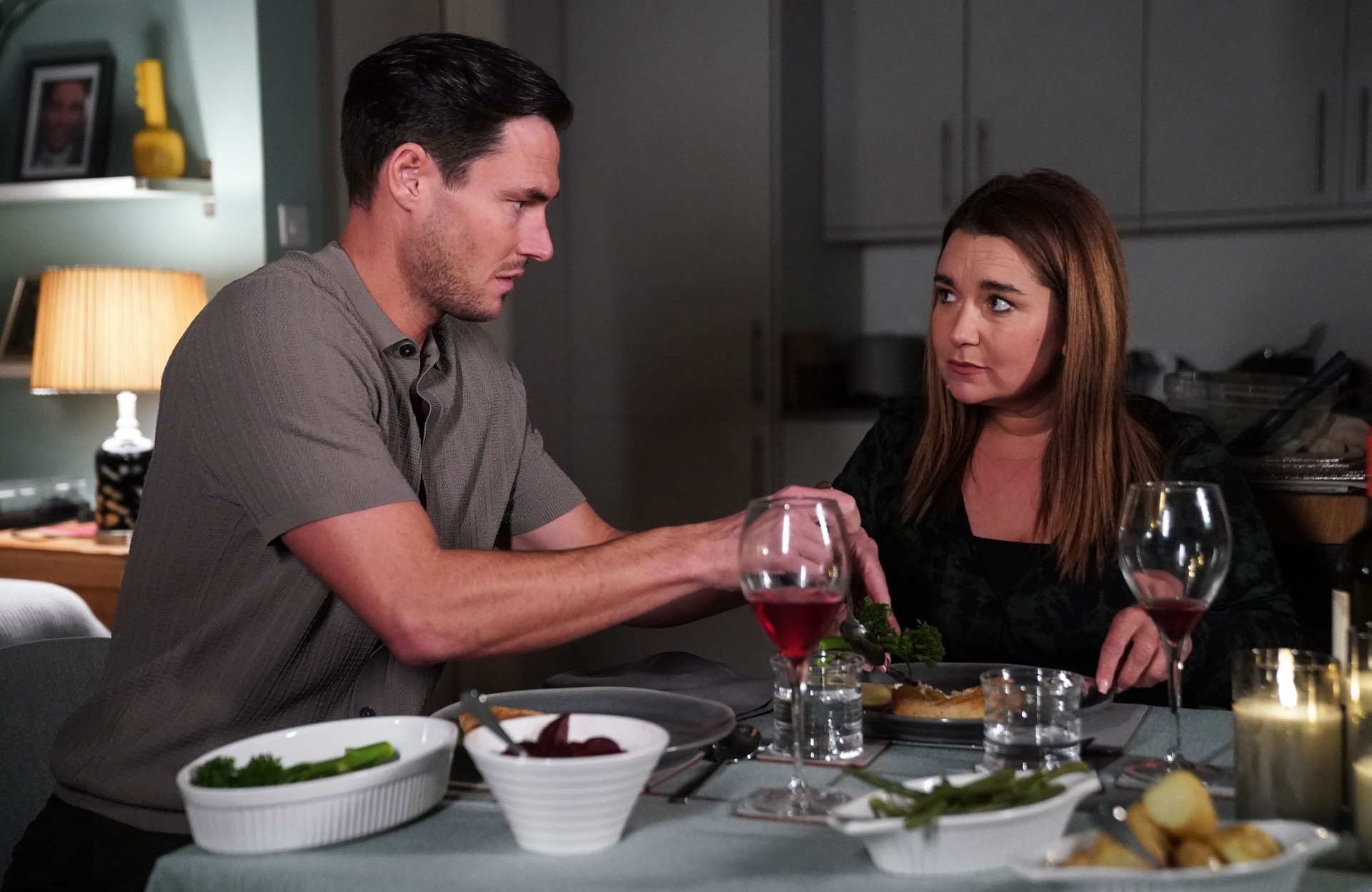 Vicki and Zack having dinner together 