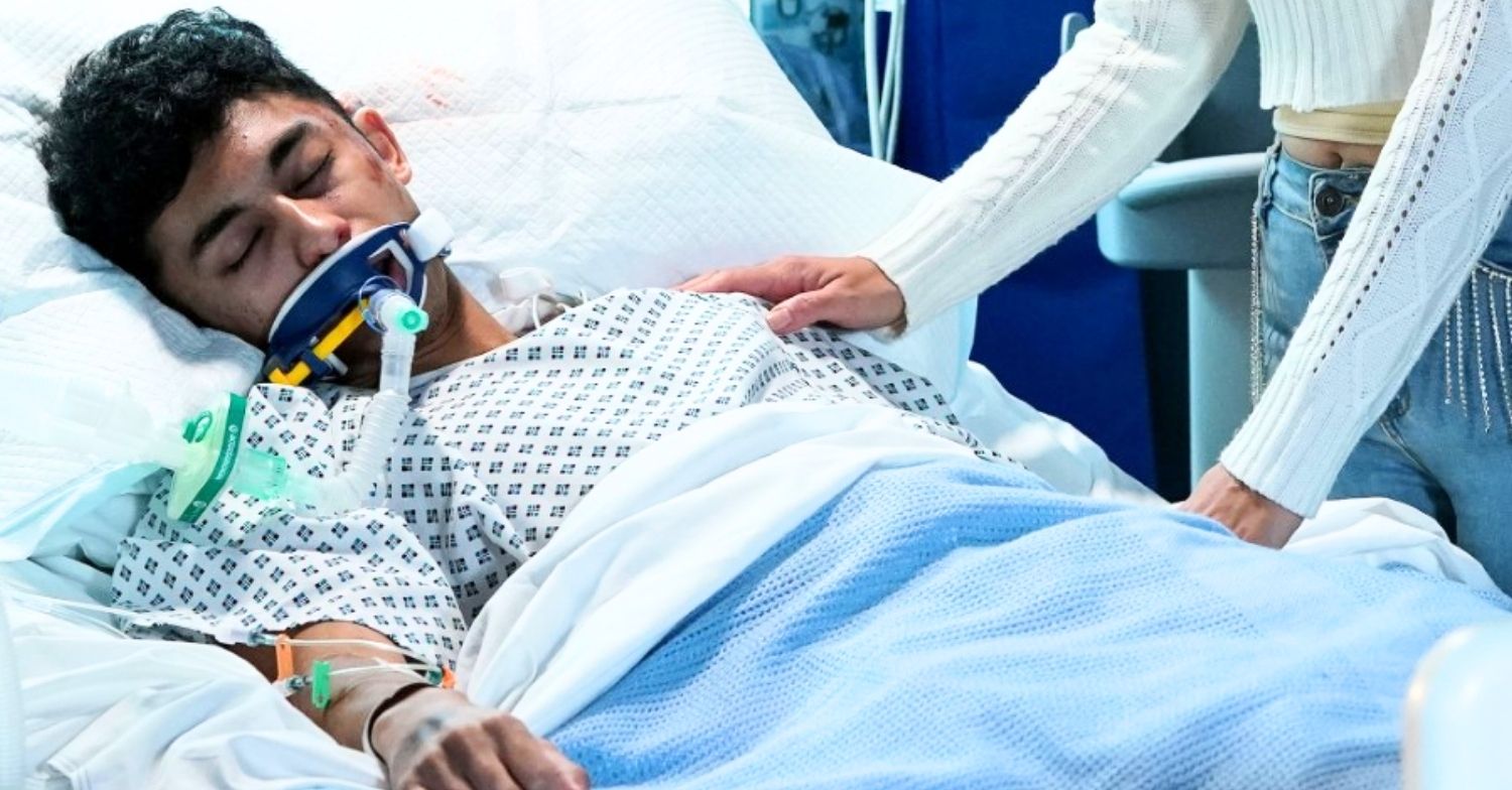 Nugget in hospital on EastEnders (Credit: BBC/Composite: ED!)