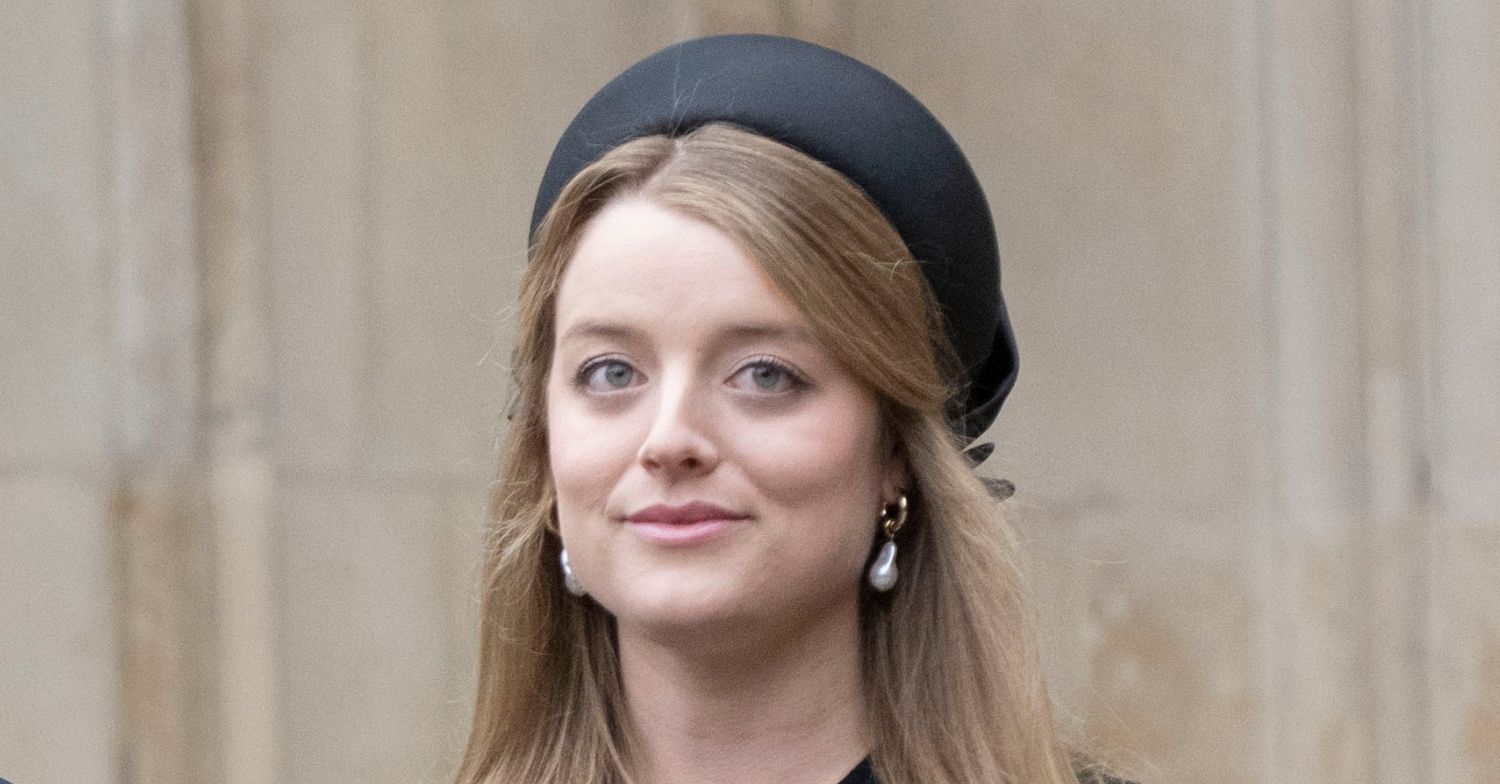 Flora Vesterberg smiling outside