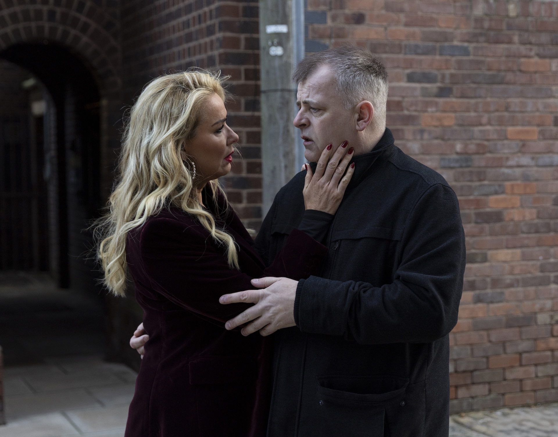 Steve and Cassie close