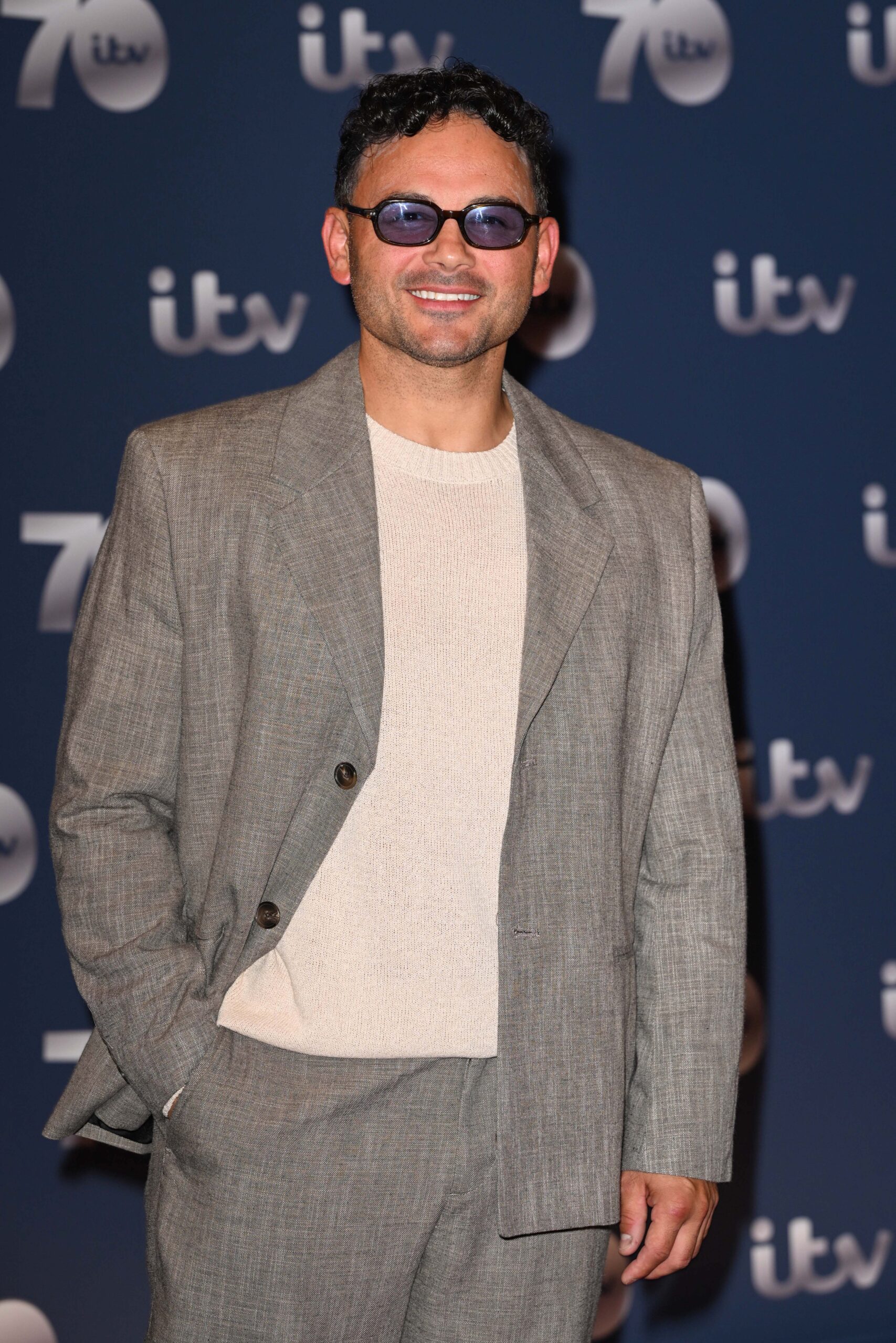 Ryan Thomas on the red carpet 