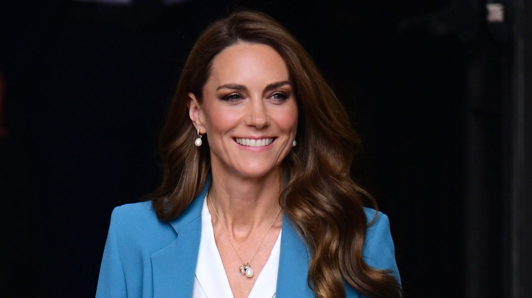Kate Middleton in blue suit in Italy