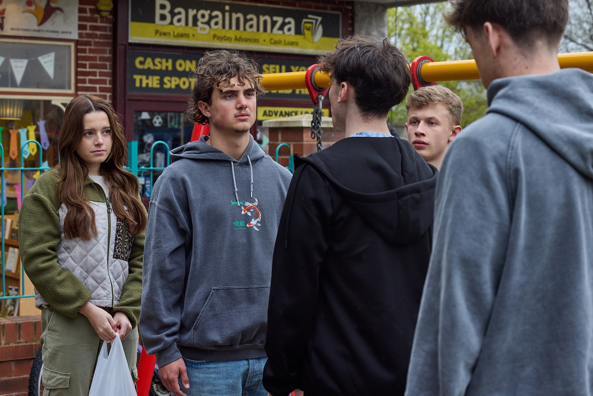 Betsy, Brody and Dylan confronted by two lads in Coronation Street