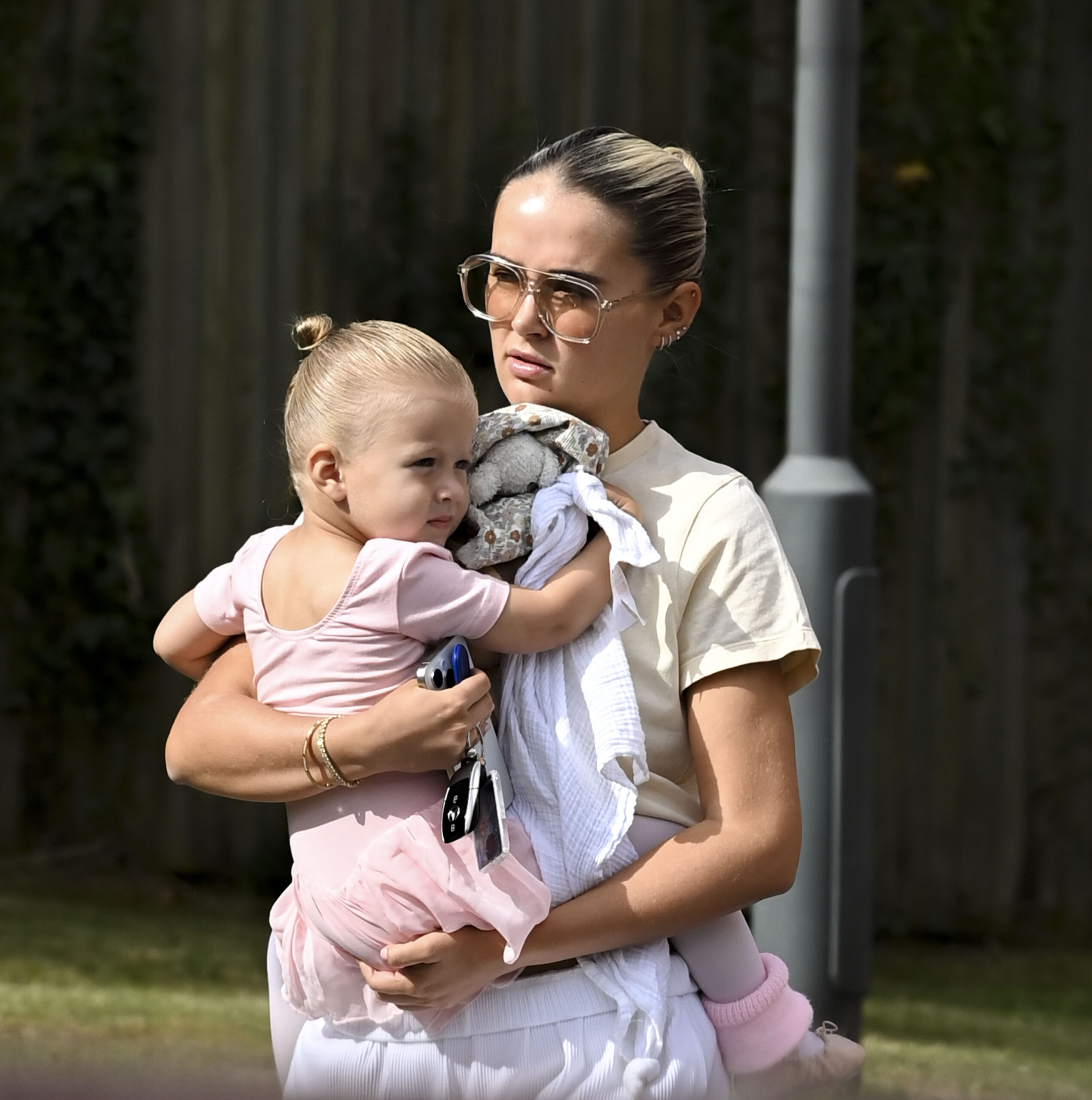 Molly-Mae carrying daughter Bambi