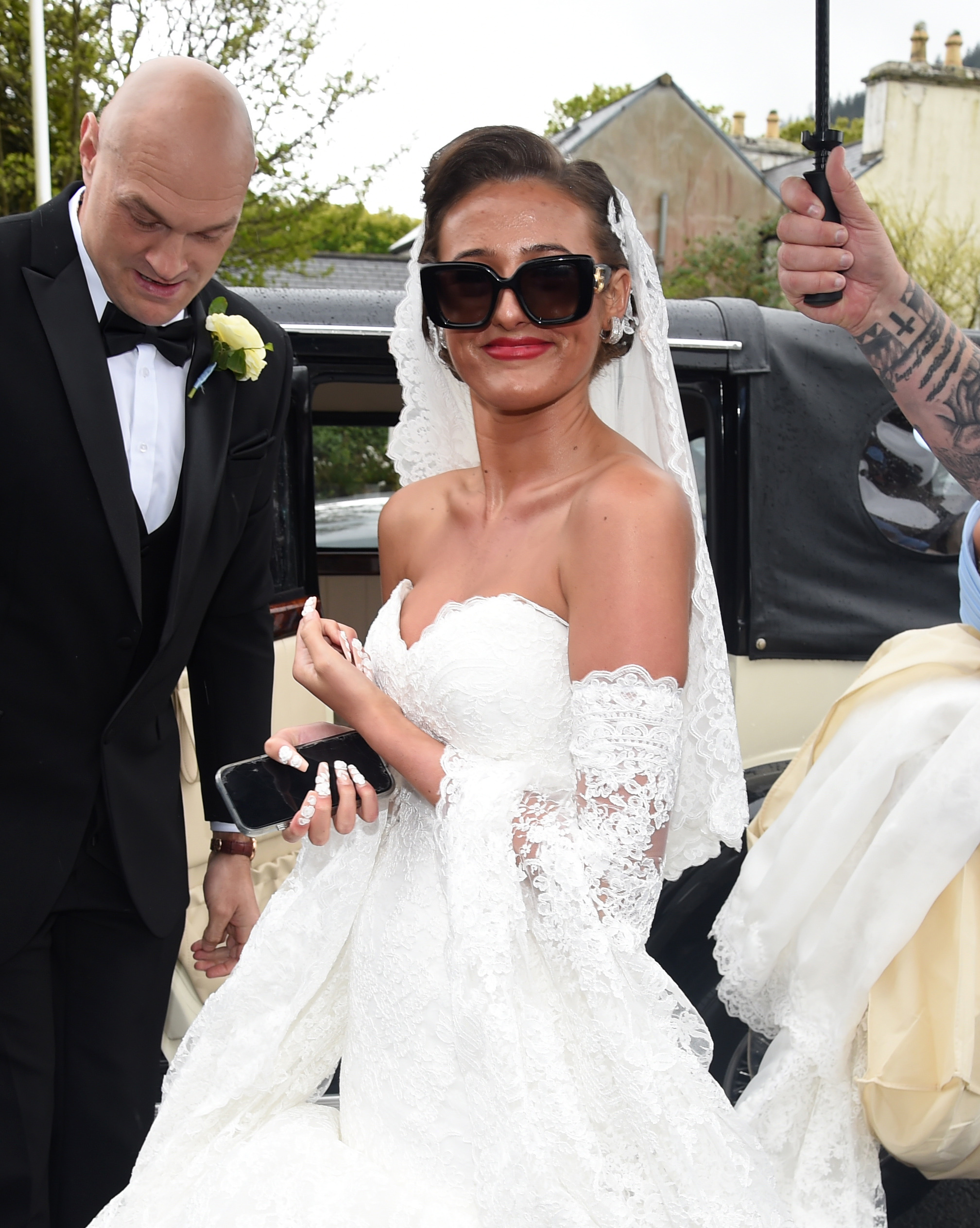 Venezuela Fury wearing sunglasses on her wedding day