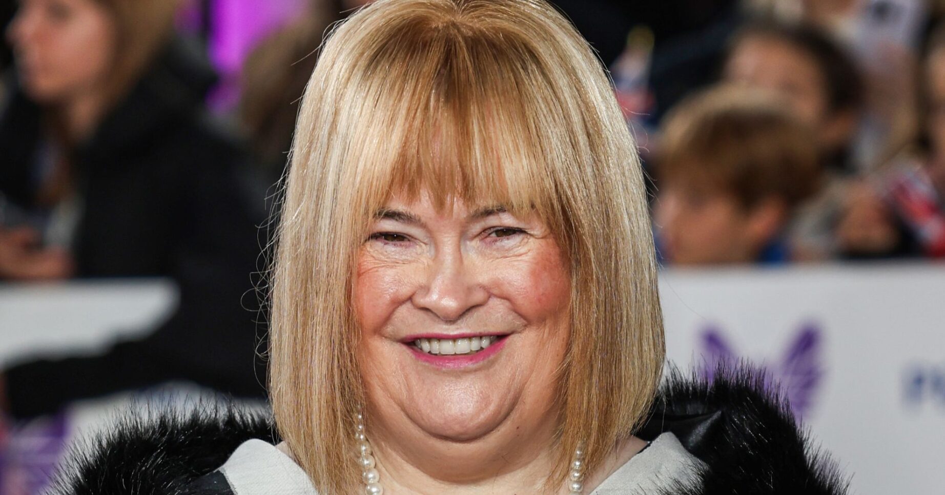 Susan Boyle posing