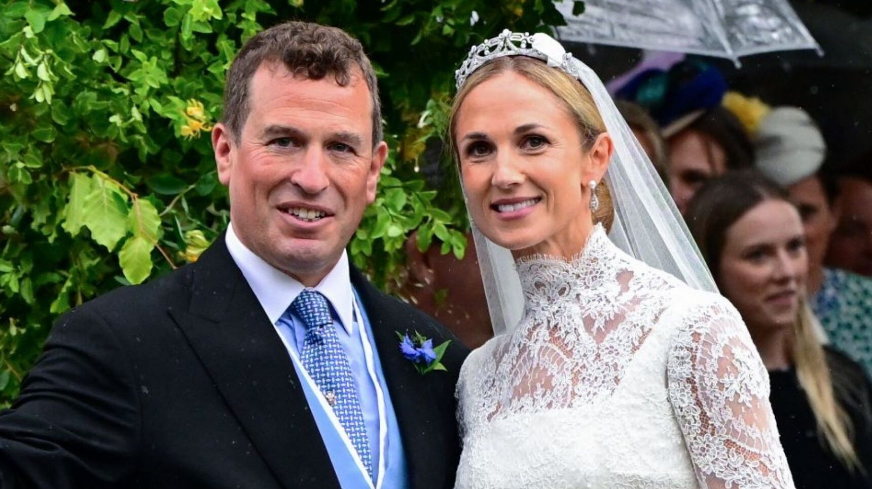 Peter Phillips and Harriet Sperling smiling on wedding day