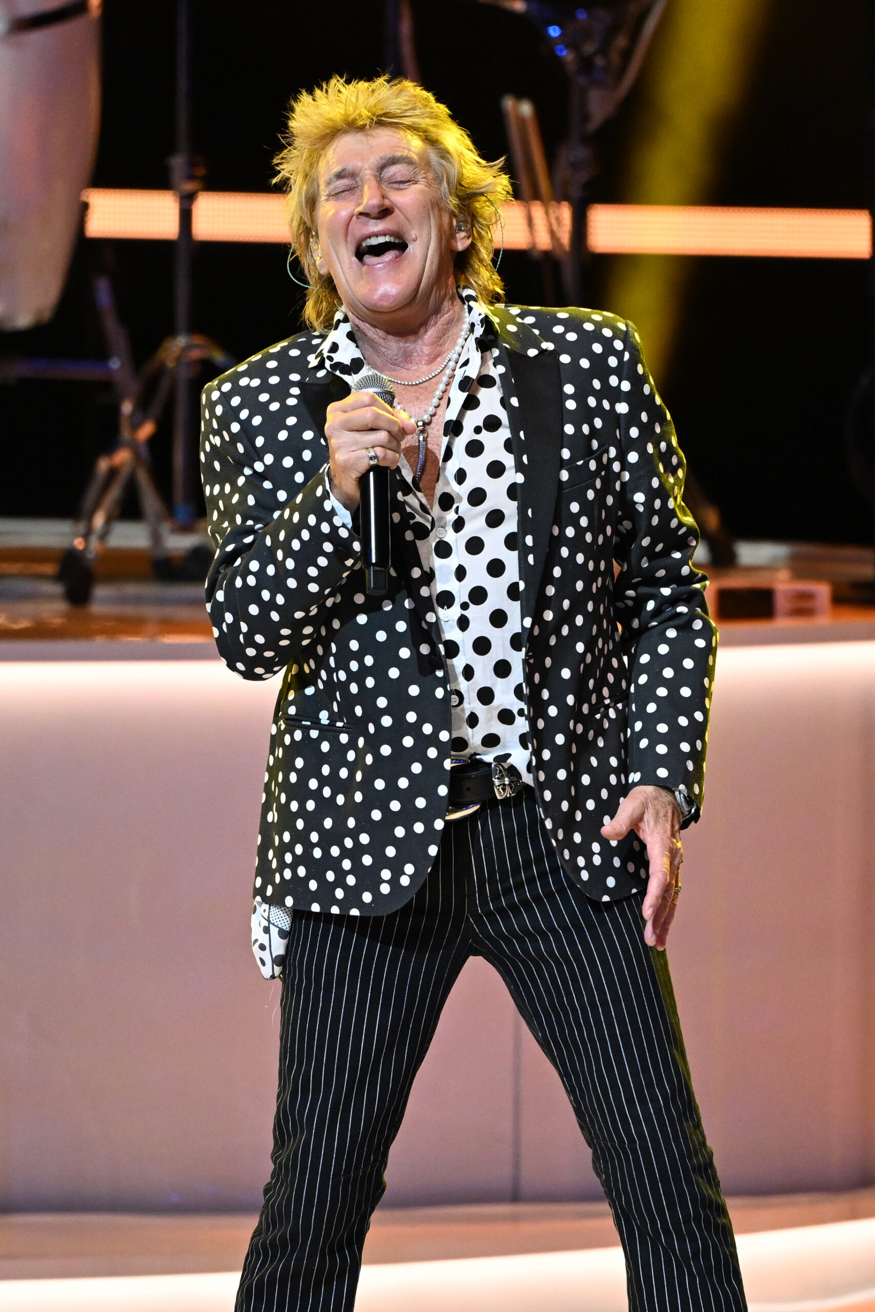 Rod Stewart on stage
