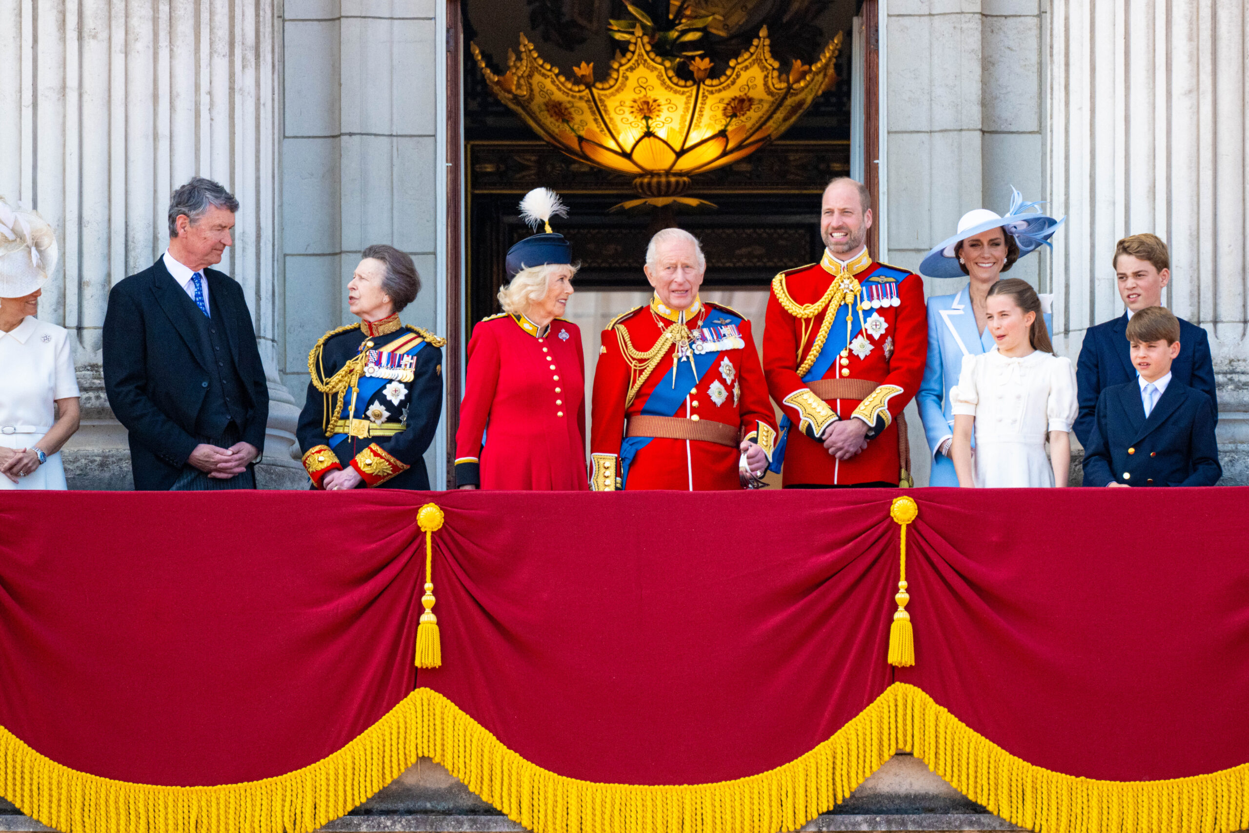 Royal family on balcony at Trooping the Colour