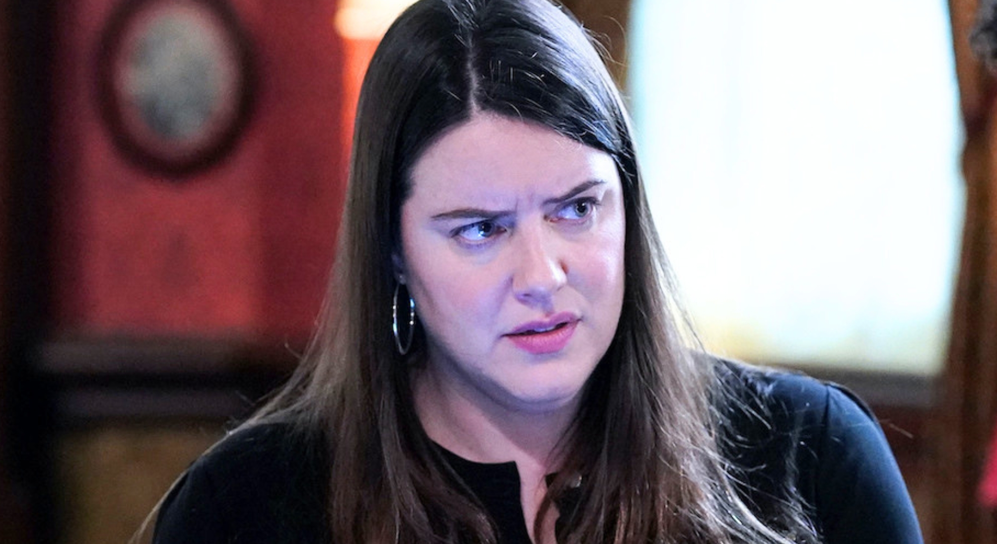 Zoe Slater’s exit causes huge fan complaints Zoe Slater’s exit causes huge fan complaints