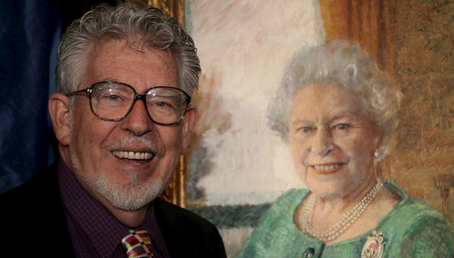 Rolf Harris ‘treats Queen like a child’ as eery clip emerges in documentary