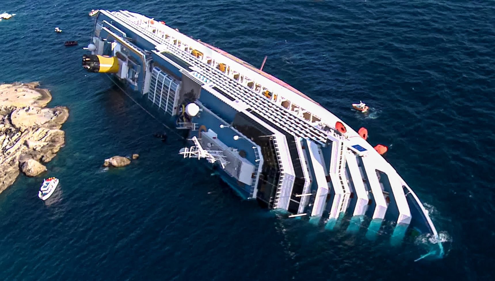 Survivors of the Costa Concordia disaster recall that fateful night in terrifying new Netflix documentary