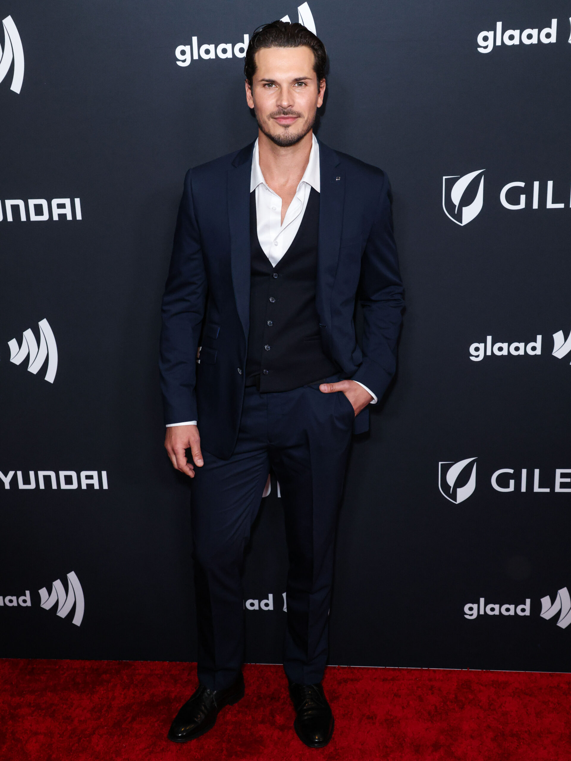 Gleb Savchenko on the red carpet