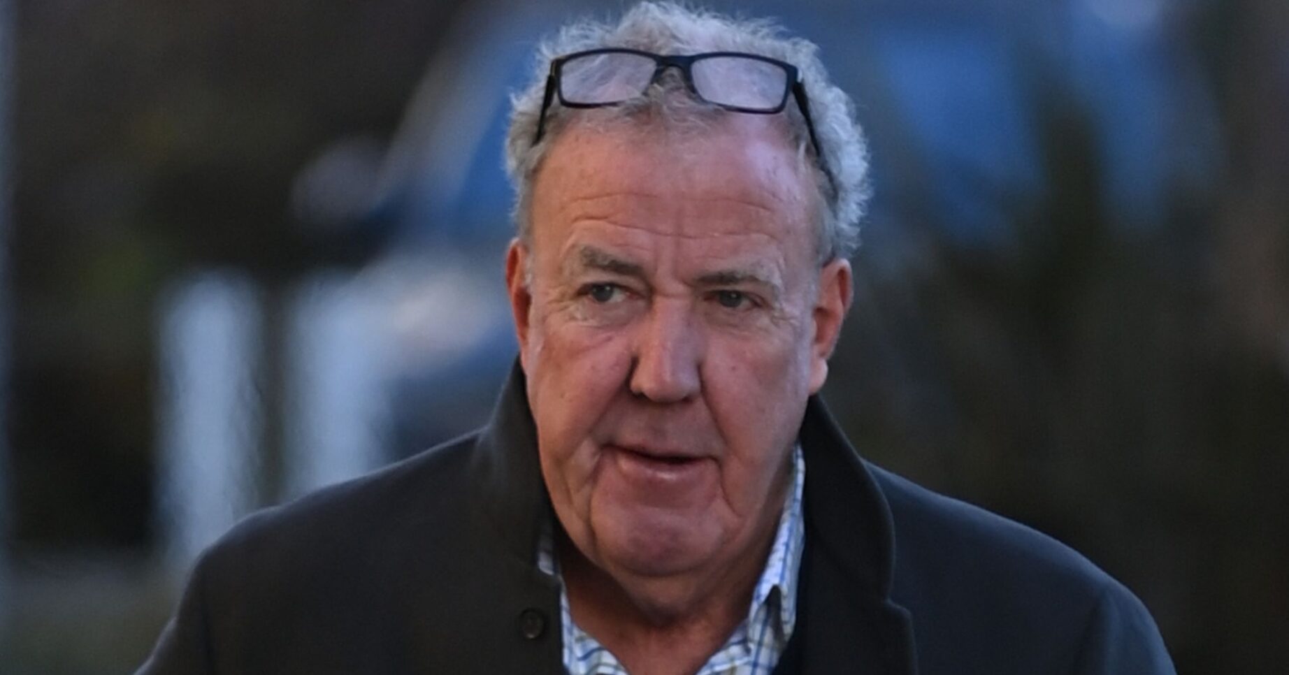Jeremy Clarkson looking in front