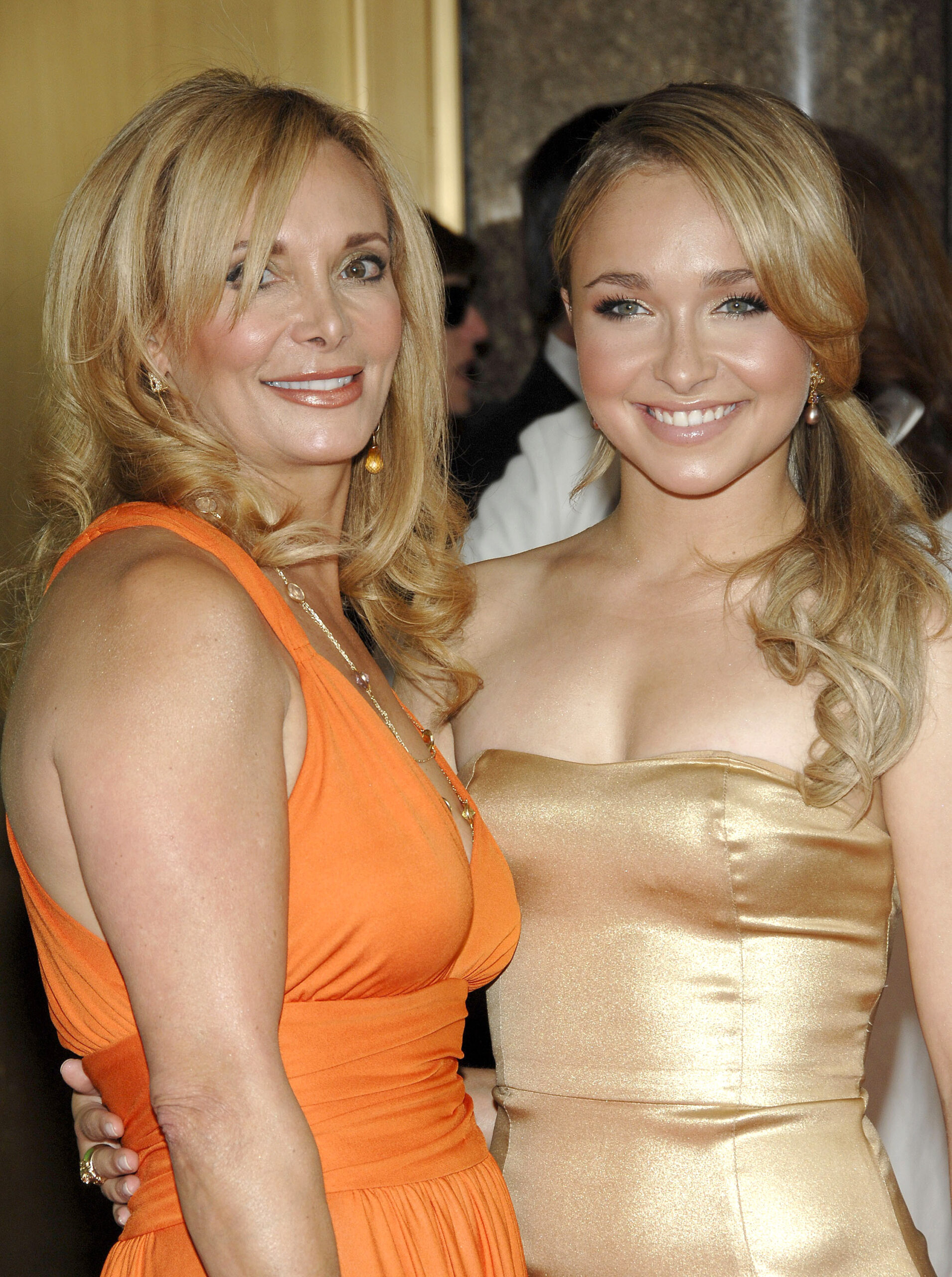 Hayden Panettiere and her mother at NBC Network Upfront presentation