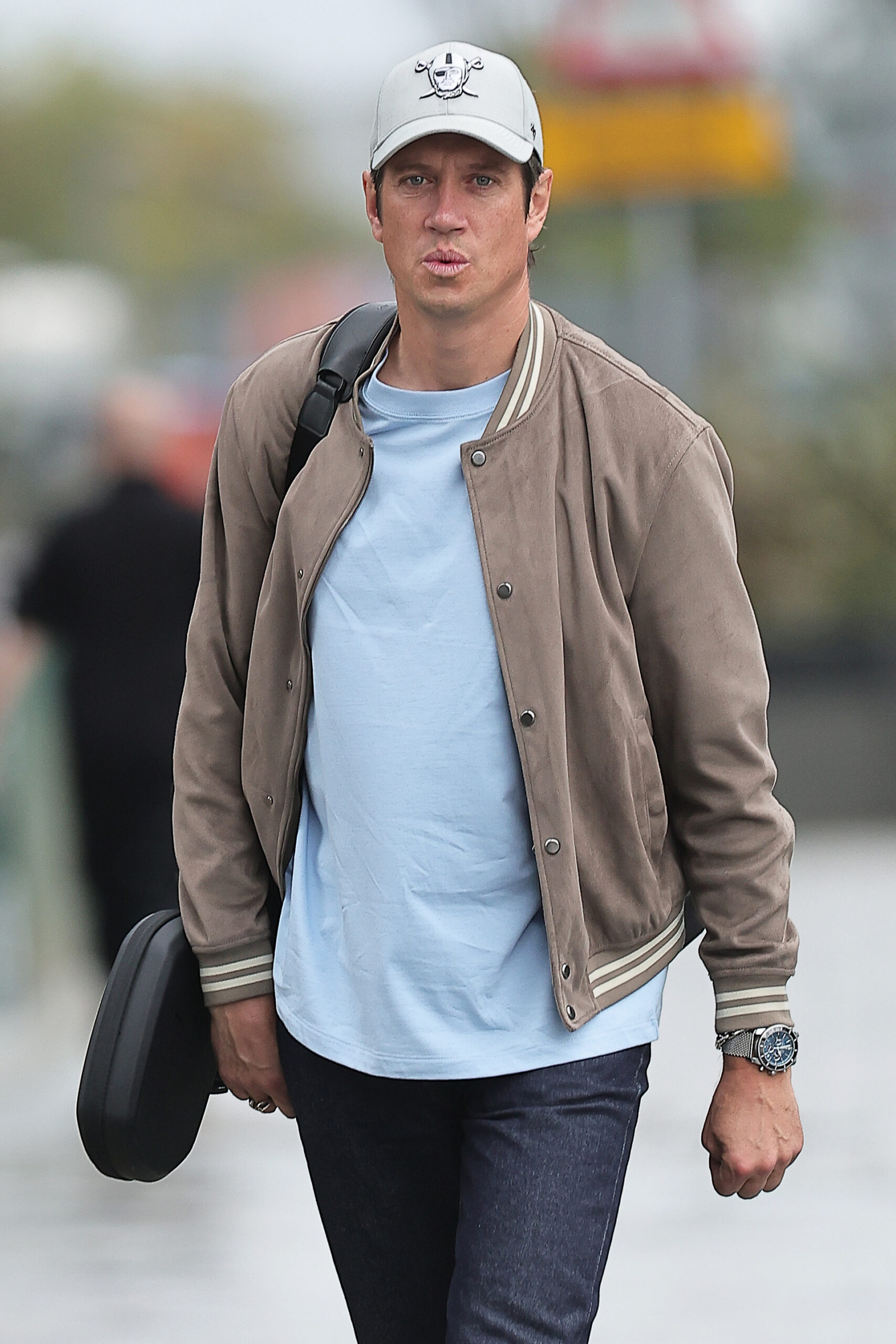 Vernon Kay walking