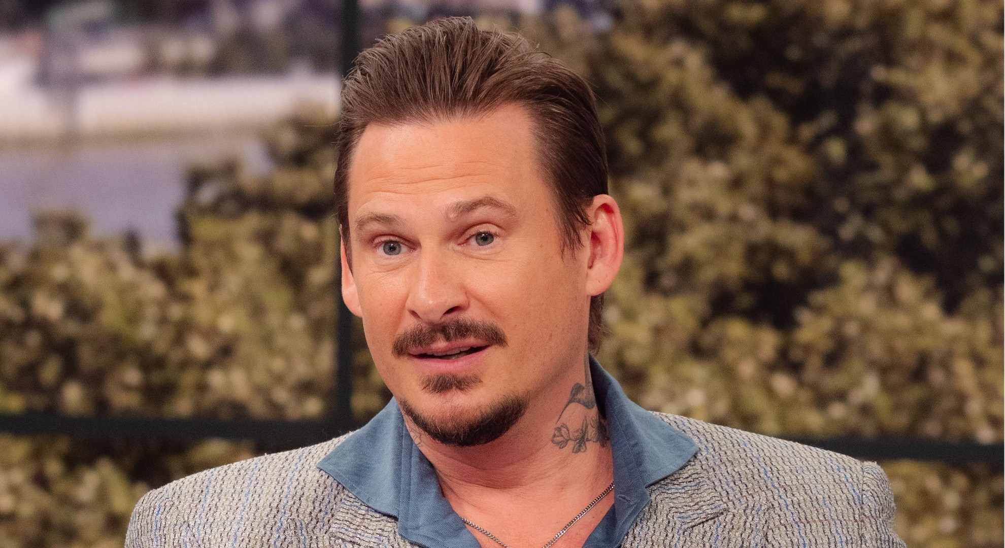 Blue’s Lee Ryan expecting his seventh child as he announces his wife is pregnant in family video