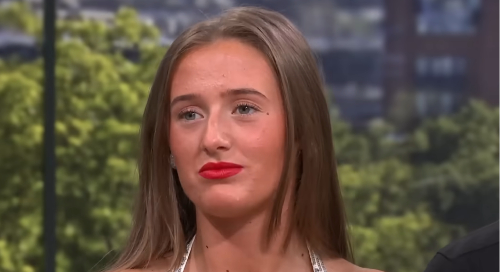 Venezuela Fury shows off lavish gifts for 17th birthday