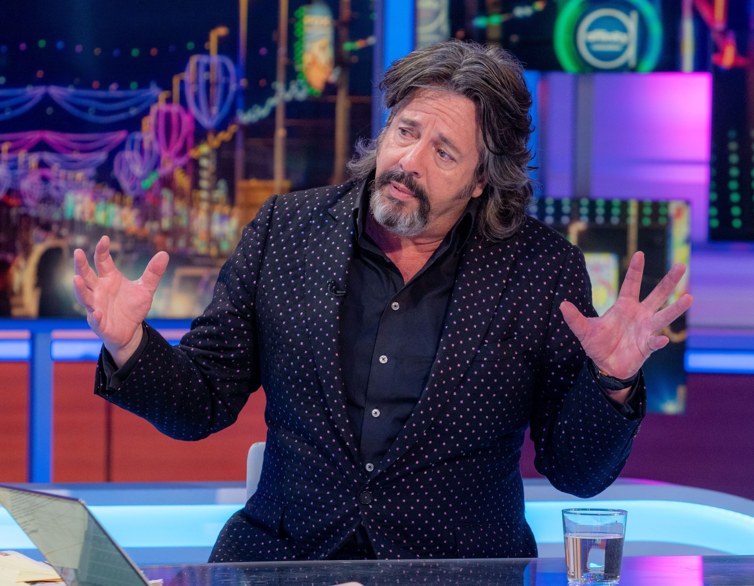 Laurence Llewelyn-Bowen