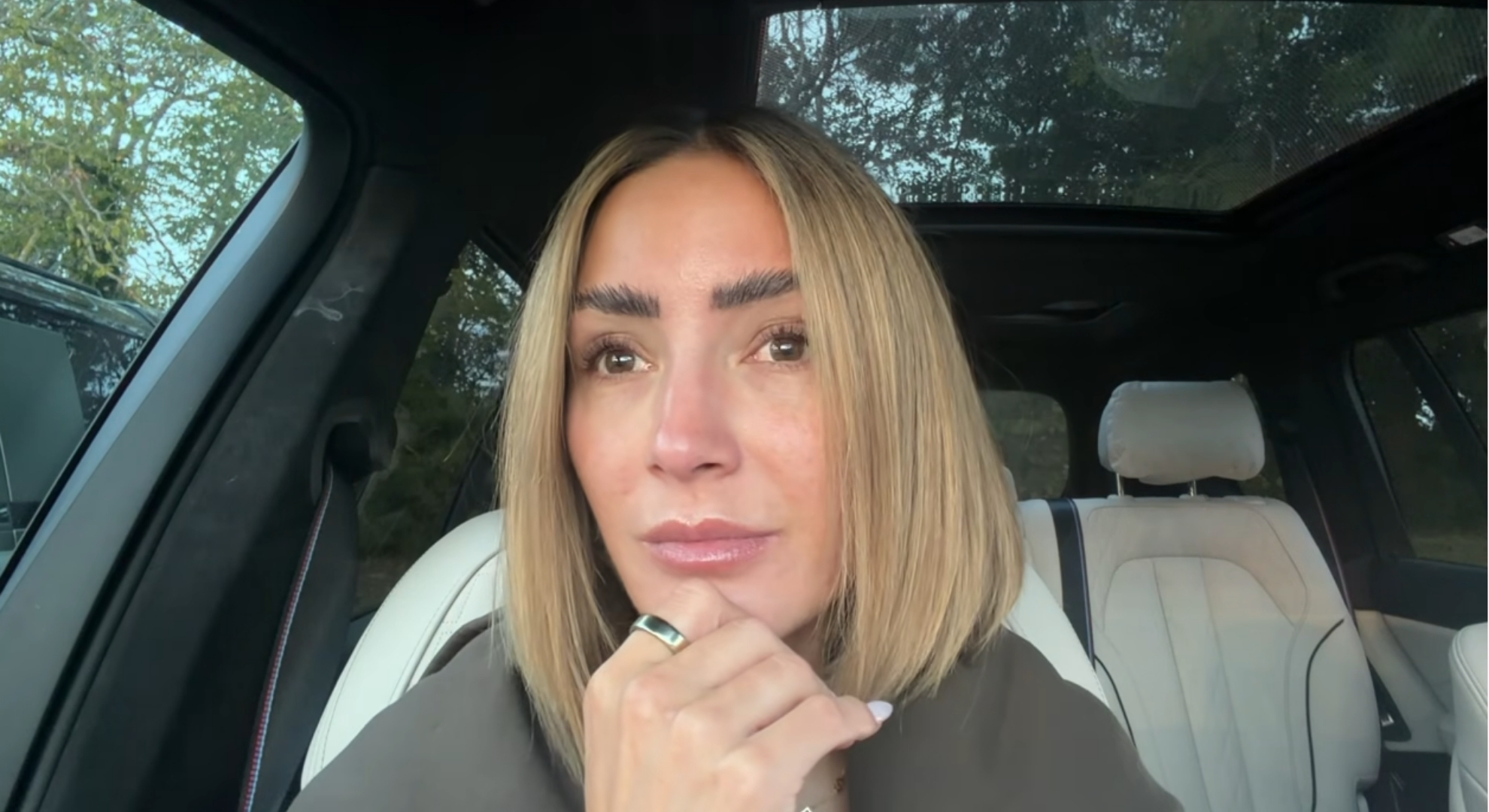 Frankie Bridge talking in her YouTube vlog