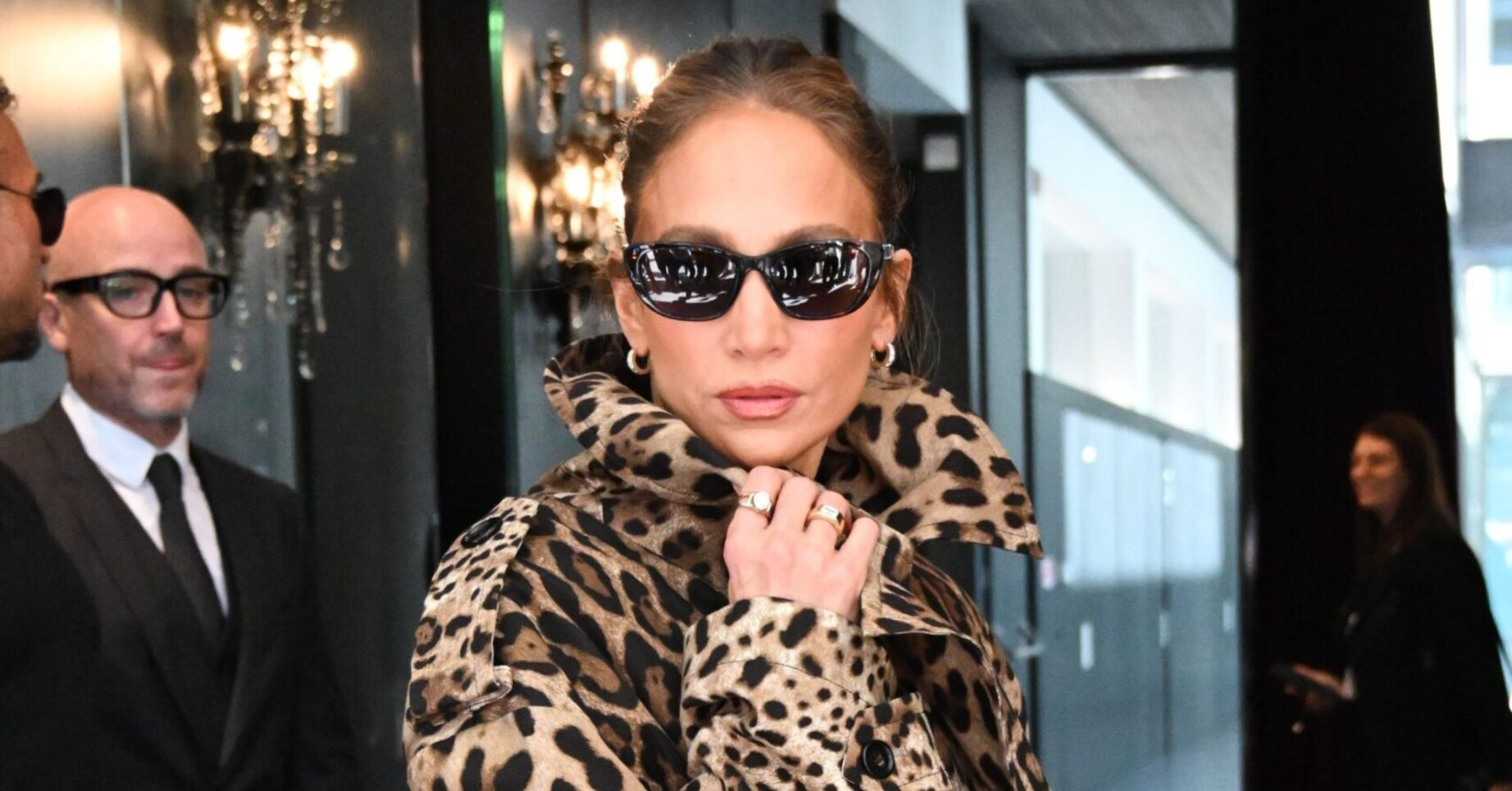 Jennifer Lopez Arrives For Milan Fashion Week