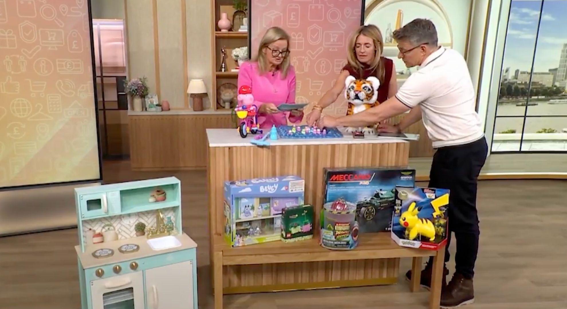 Alice Beer, Cat Deeley and Ben Shephard on This Morning 