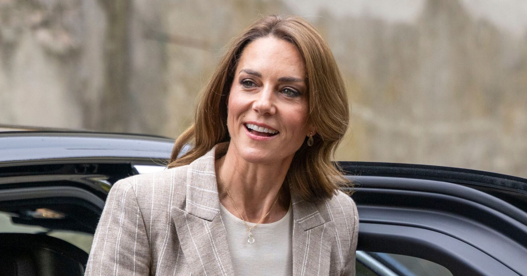 Kate Middleton getting out of car