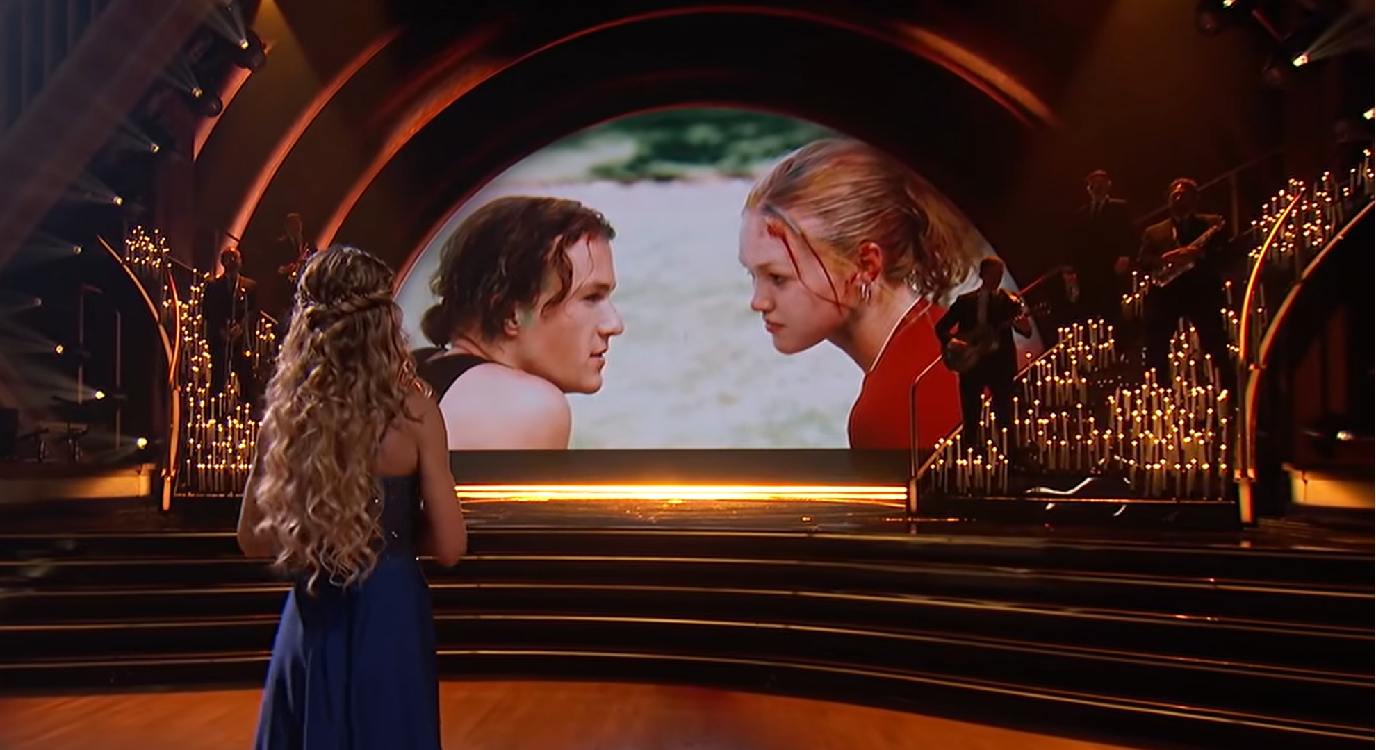 Julia Stiles pays tribute to Heath Ledger on DWTS