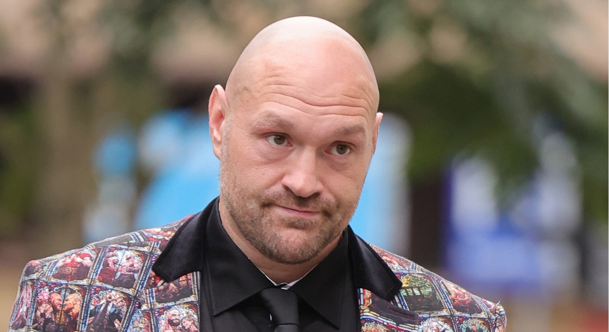Tyson Fury fans stunned as he shares photo of himself at 28 stone: ‘Doesn’t even look real’