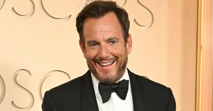 Will Arnett smiling on the red carpet