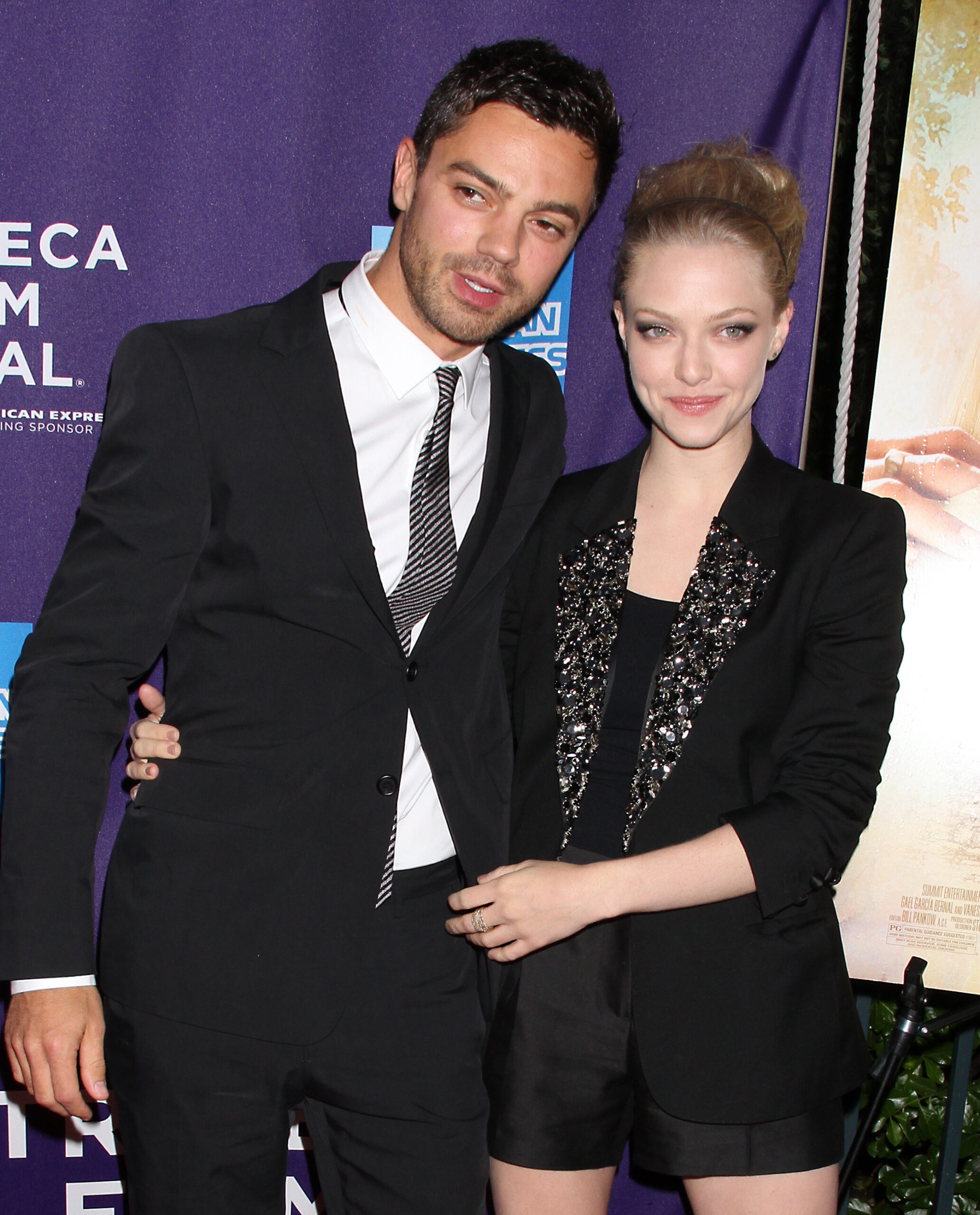 Amanda Seyfried and her then boyfriend Dominic Cooper